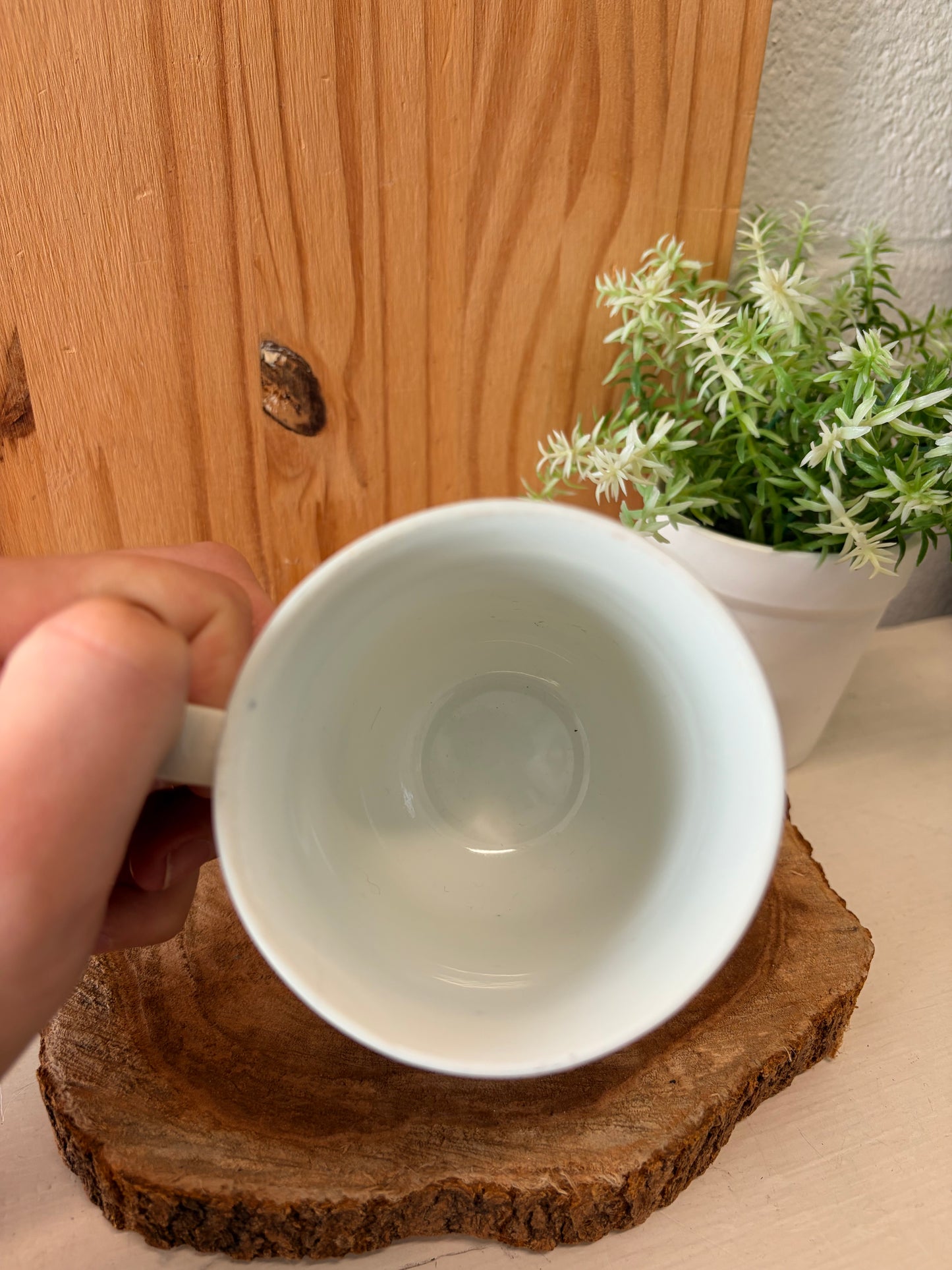 Vtg Pedestal “P” Mug (Local Pick Up Only)