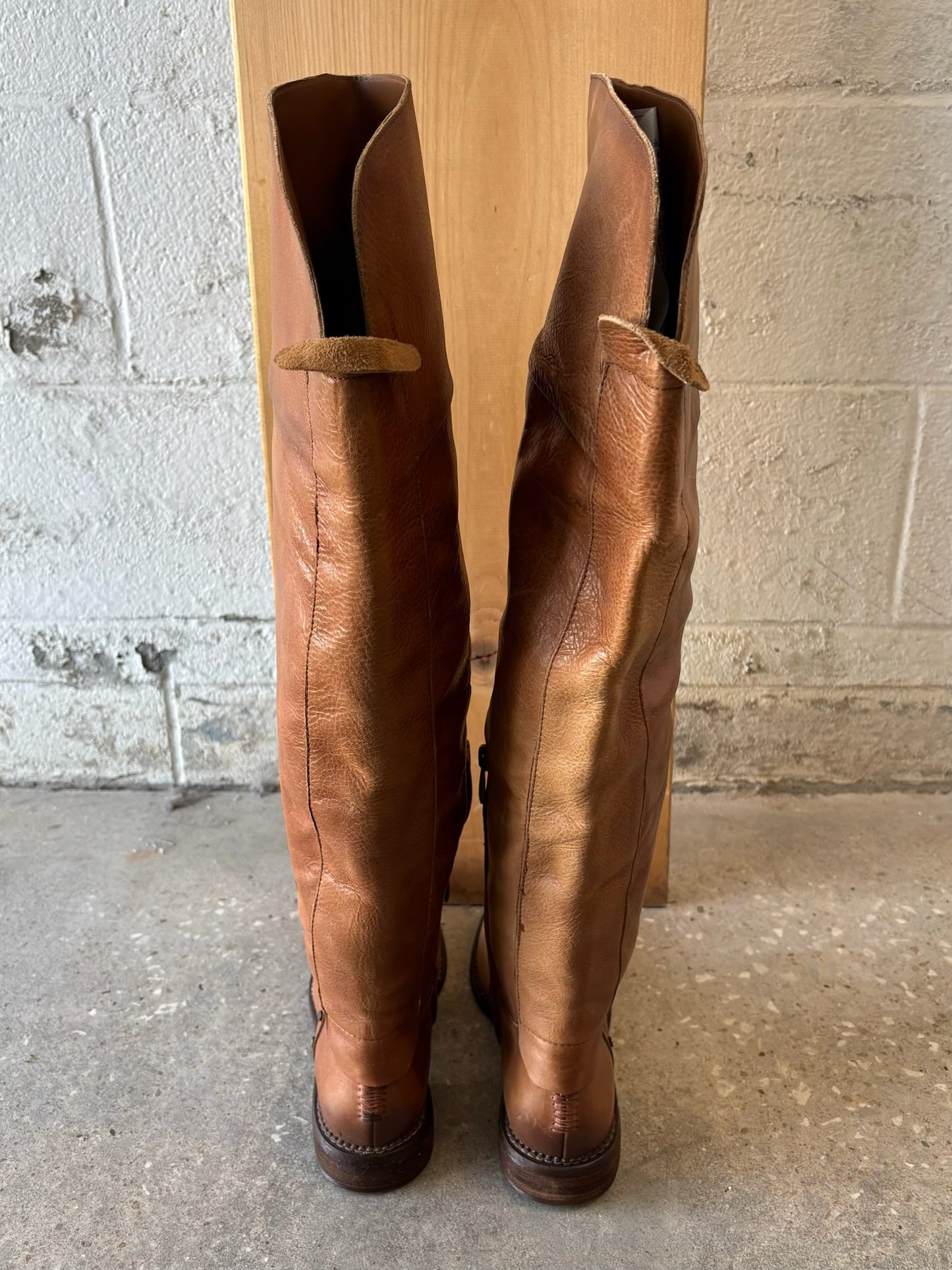 Brown Leather Over Knee Boots : 7.5 (Local Pick Up Only)
