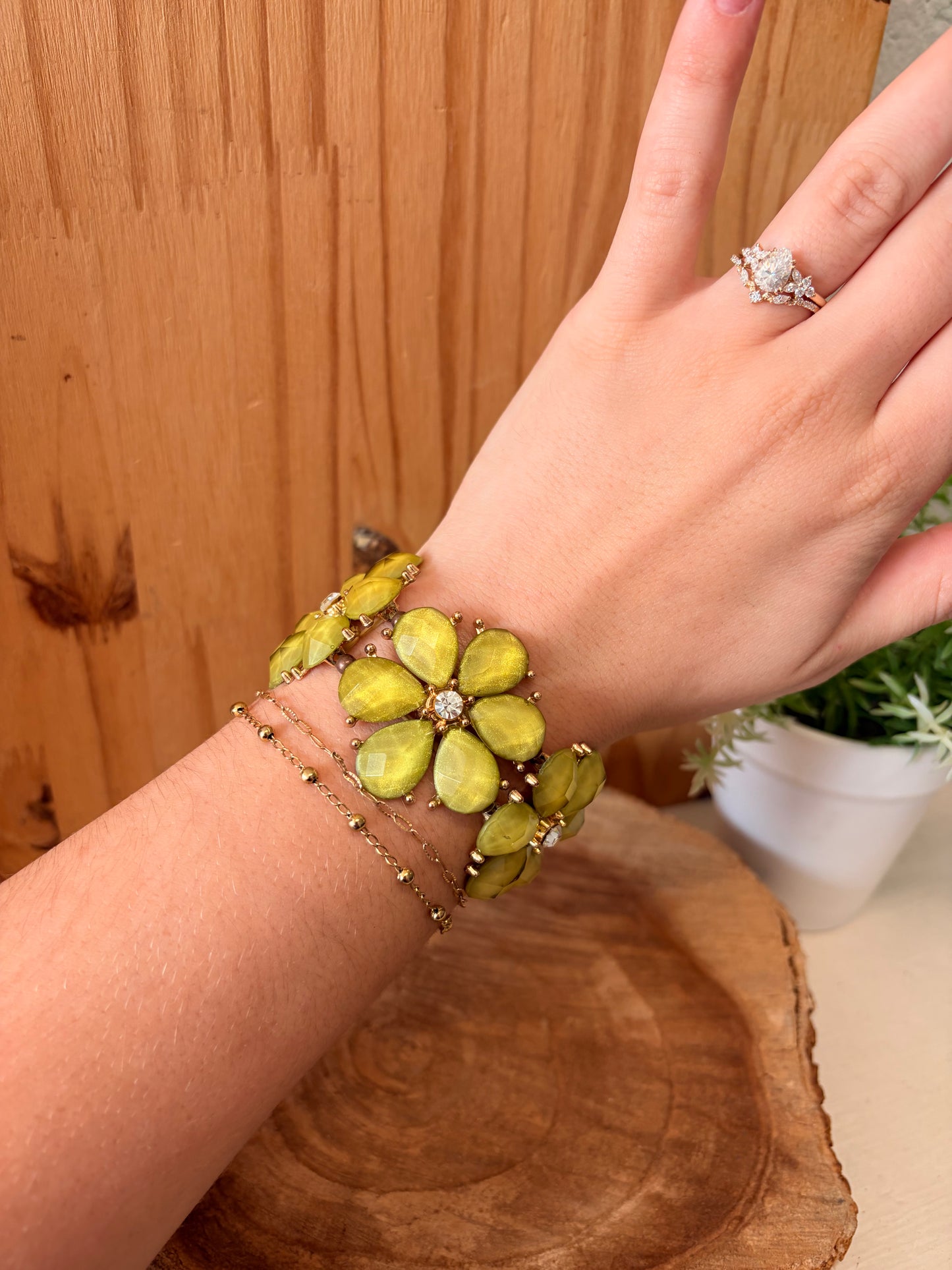 Green Flower Bracelet