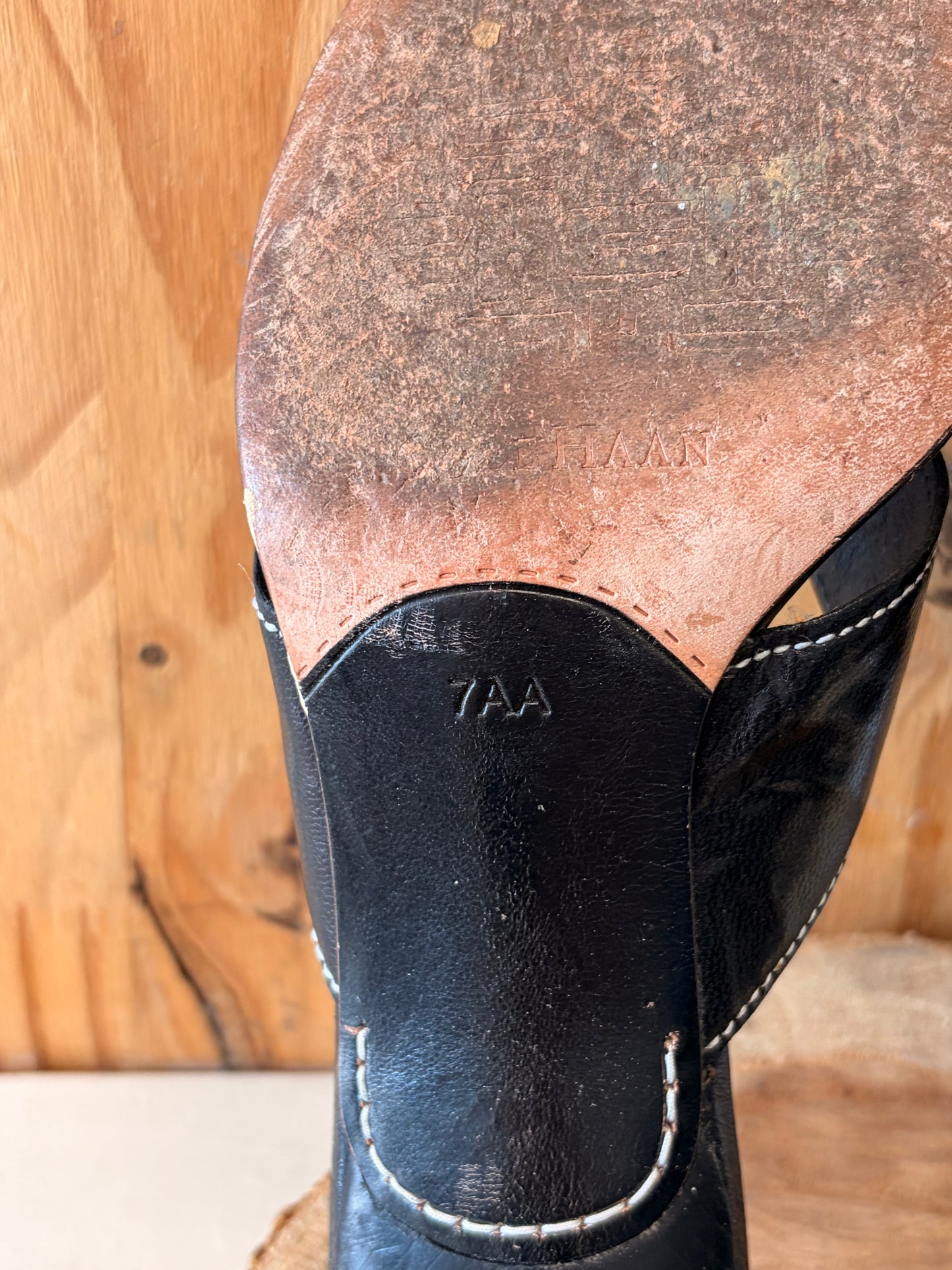 Black & White Stitched Heels : Size 7