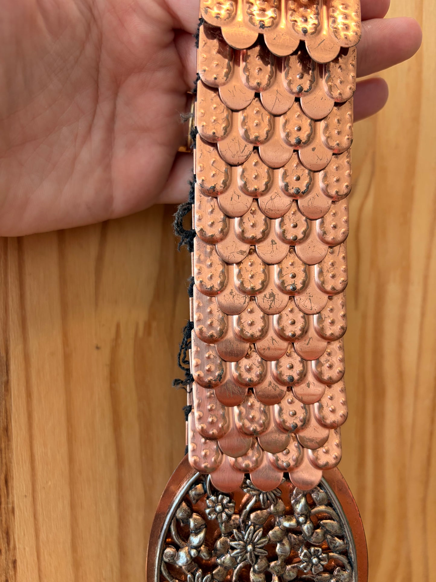 Floral Copper Tone Scale-Link Stretch Belt