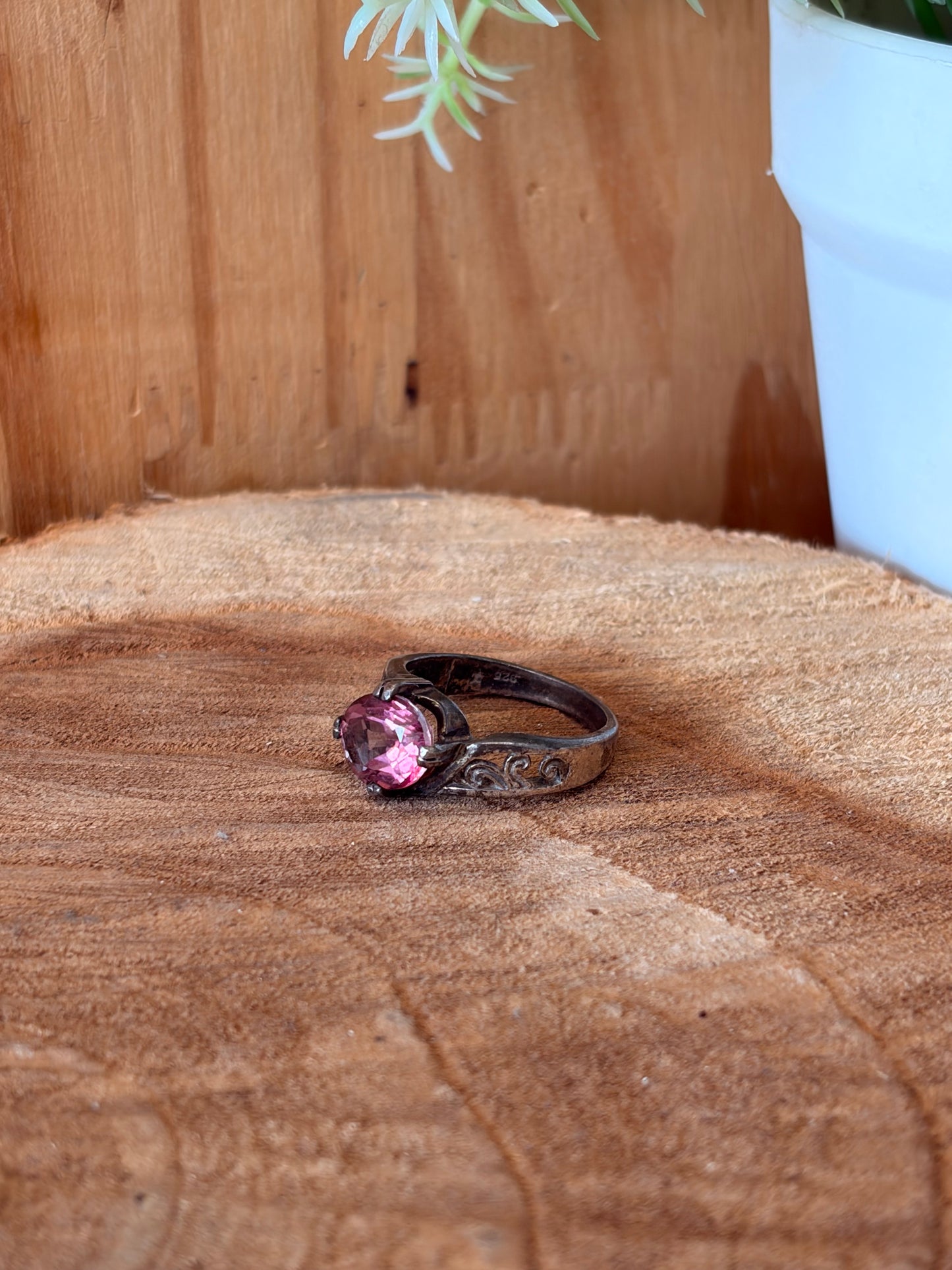 Sterling Pink Stone Ring : Size 6.75