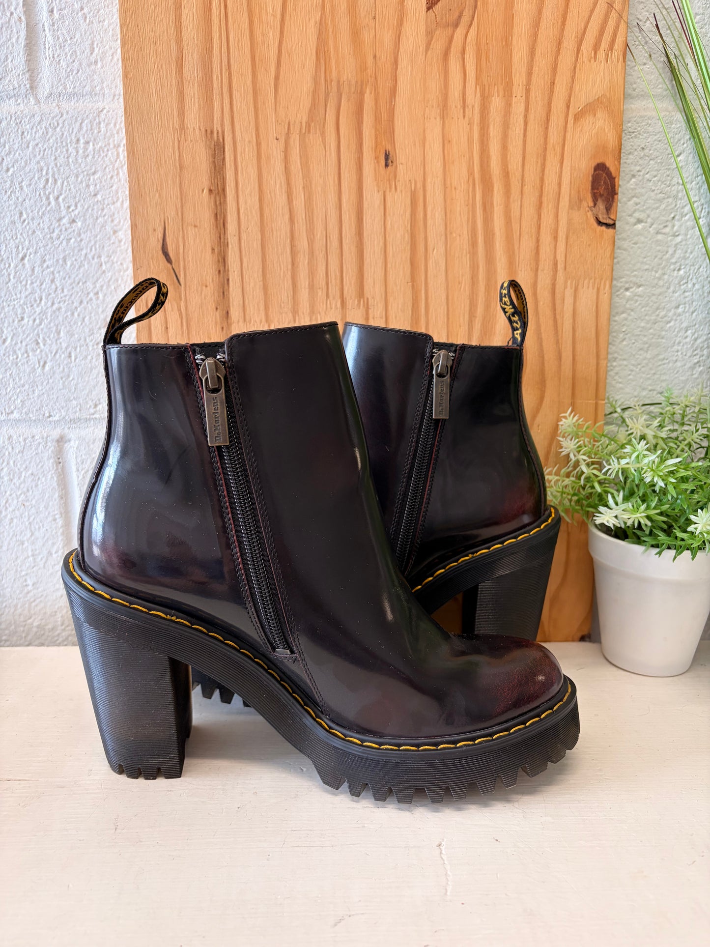 Dr. Martens Magdalena Arcadia Cherry Red Boots : Size 7