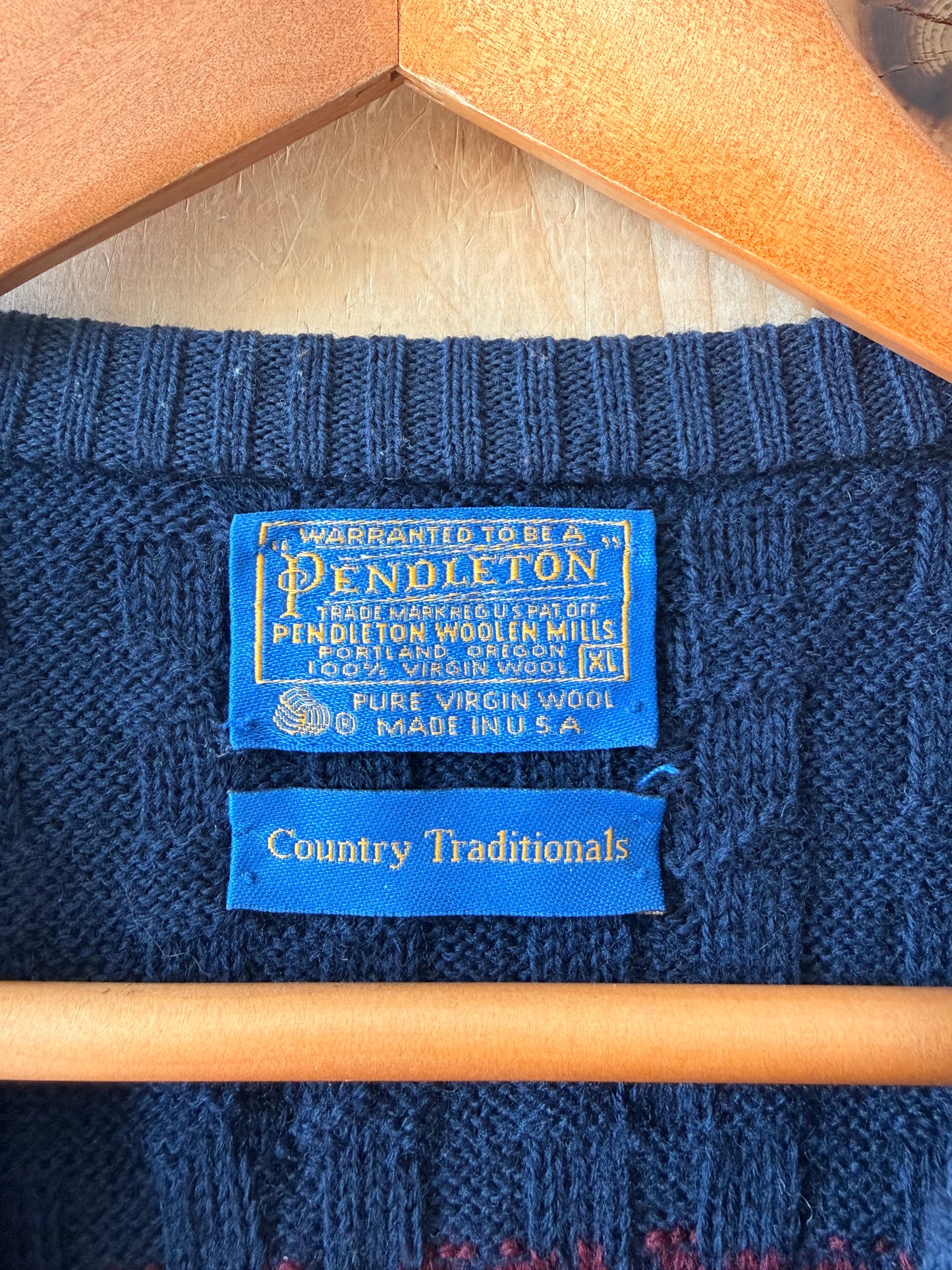 Vtg Pendleton Sweater : XL