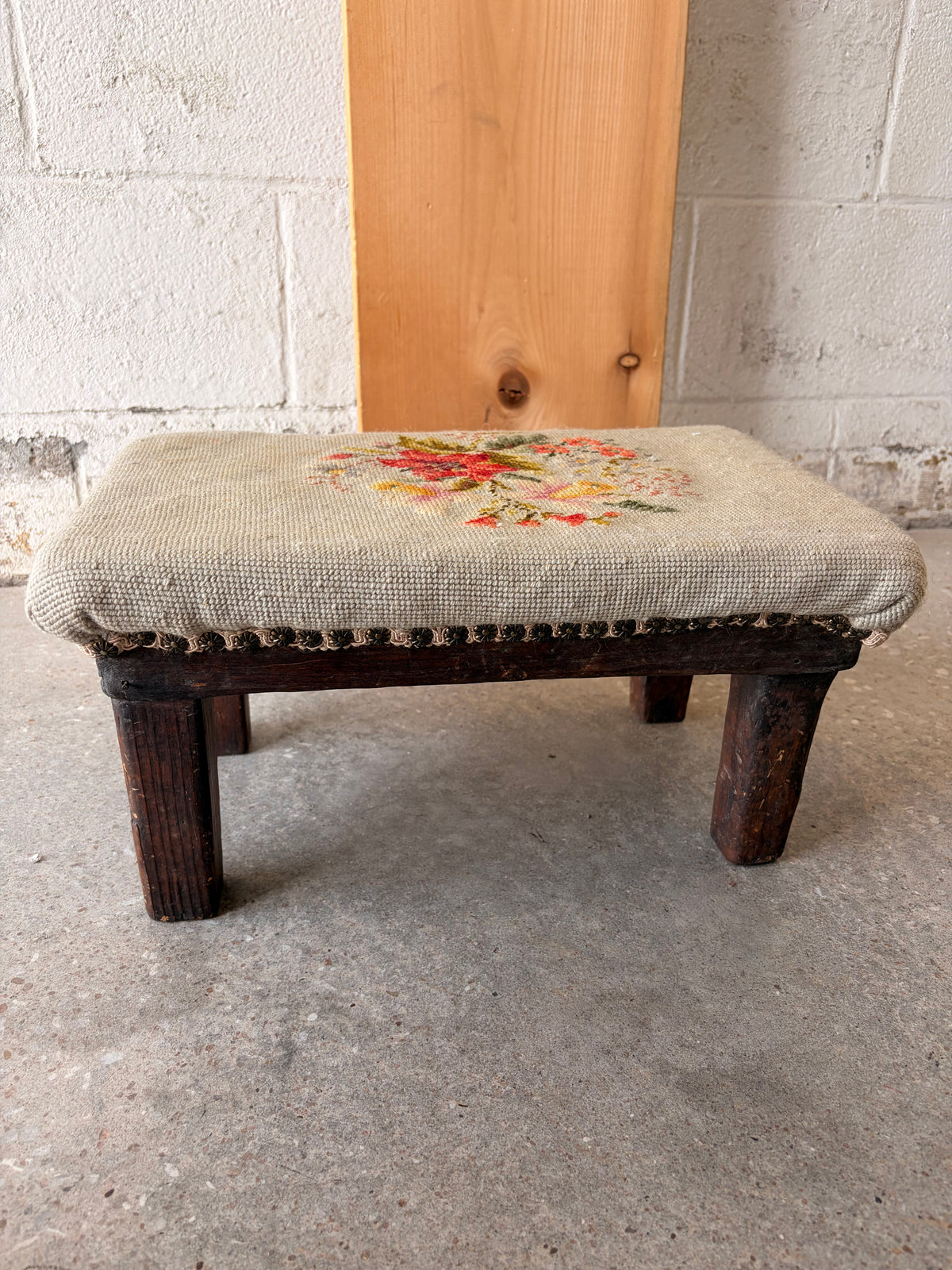 Vtg Floral Embroidered Wooden Footstool (Local Pick Up Only - As Is)