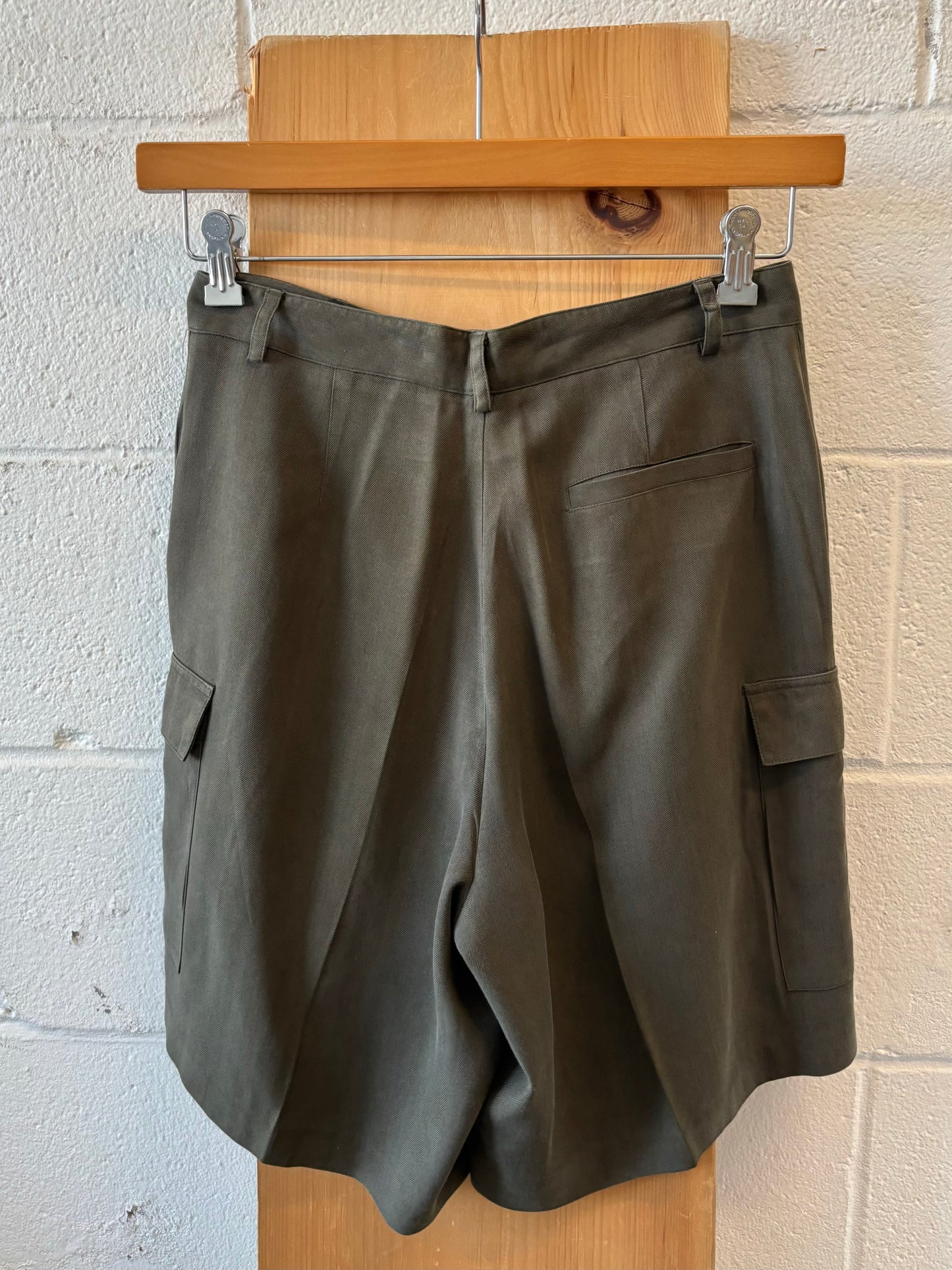 Green Silk Shorts : 8