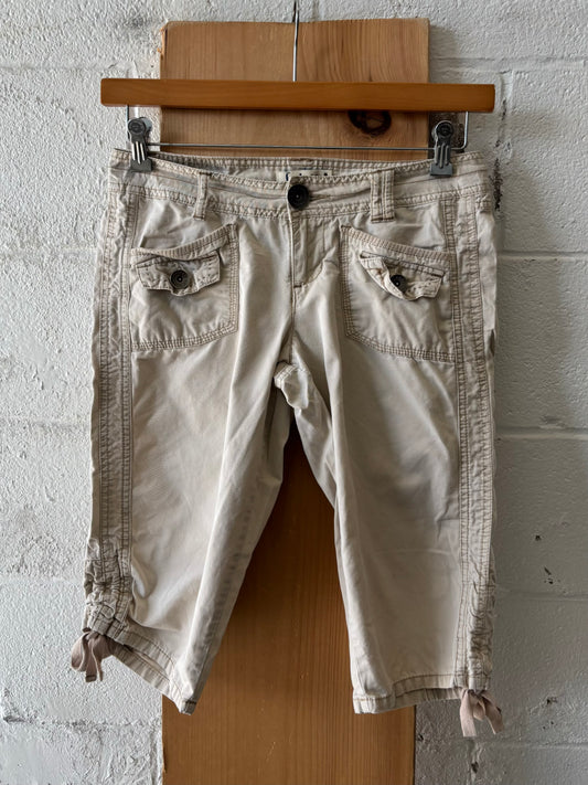 Beige Low Rise Cargo Capris : 5