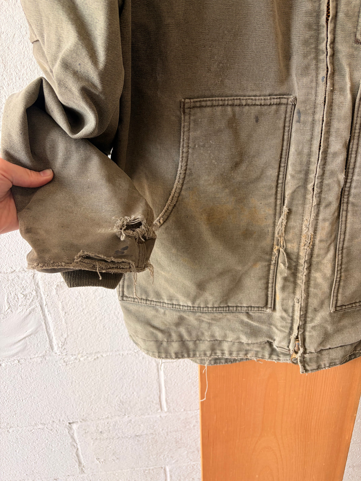 Distressed Sherpa Lined Olive Carhartt Jacket : Tall L
