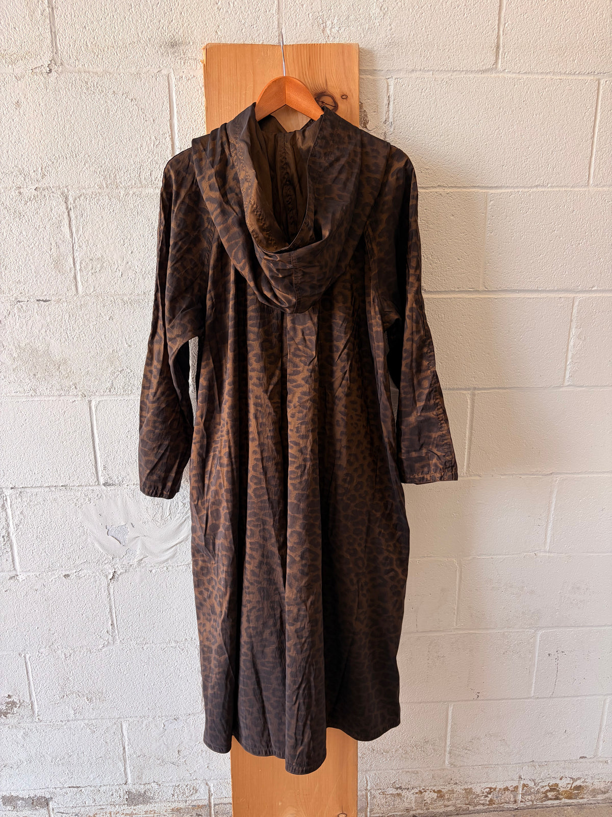 Bag It Bronze Leopard Raincoat : S