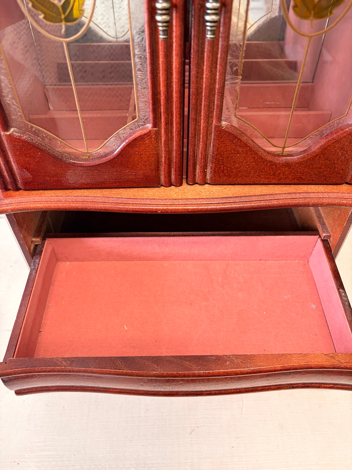 Vtg Floral Jewelry Armoire (Local Pick Up Only - As Is)