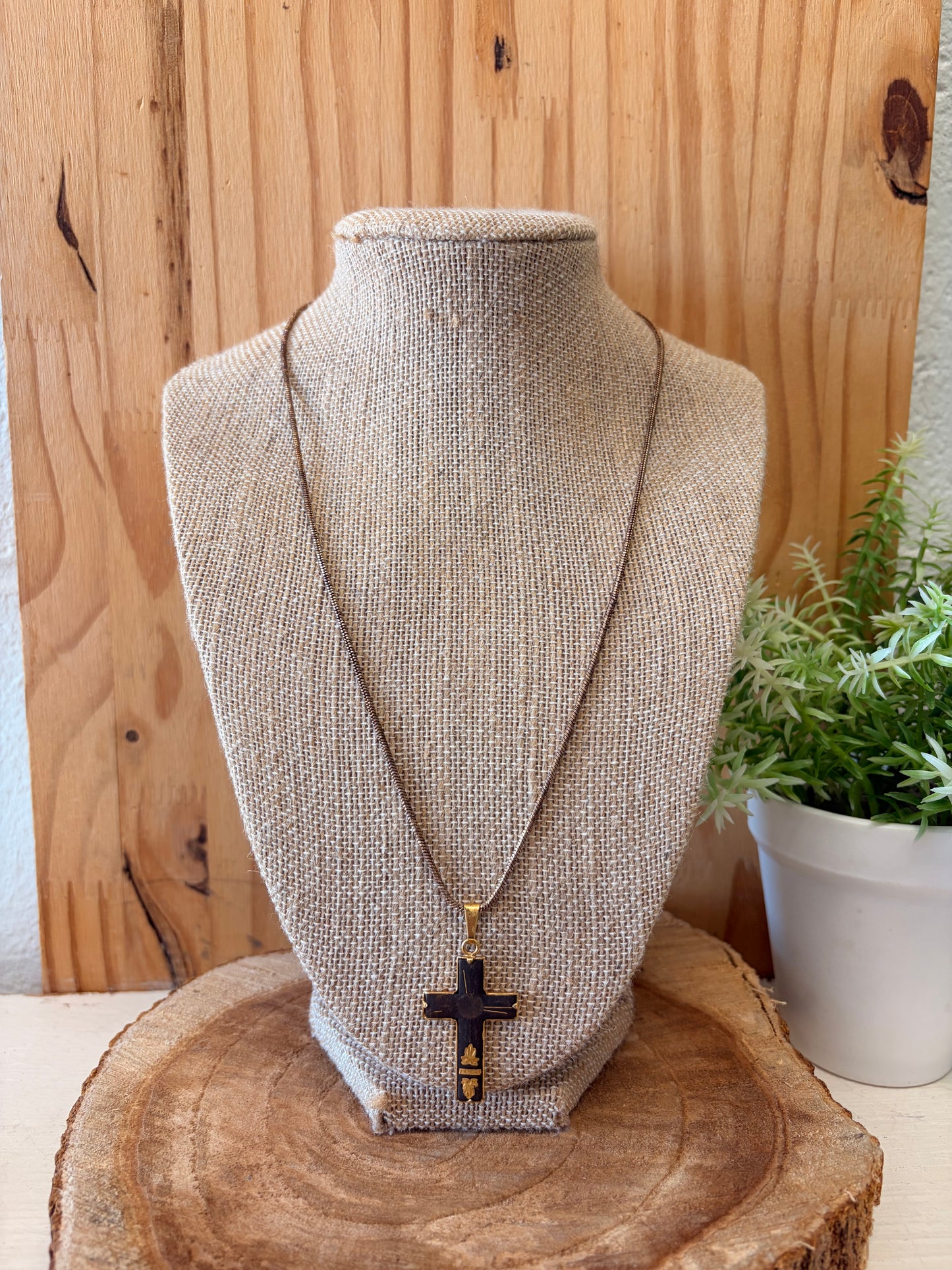 Vtg 925 Black & Gold Tone Cross Necklace