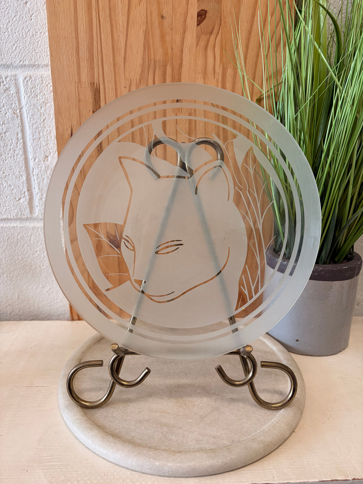 Vtg Frosted Cat Plate (Local Pick Up Only)