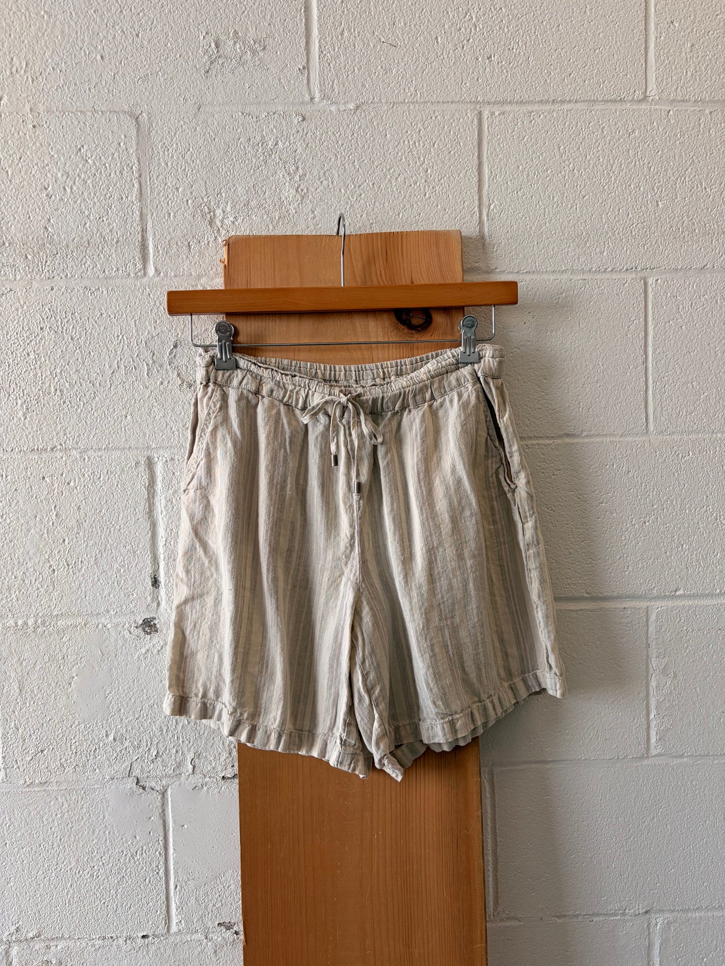Anthropologie Pastel Striped Shorts : S