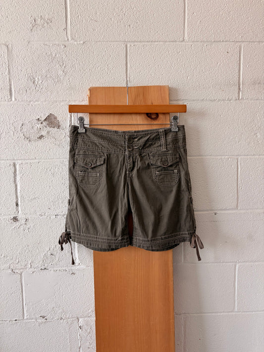 Y2K Jolt Green Cargo Shorts : 9