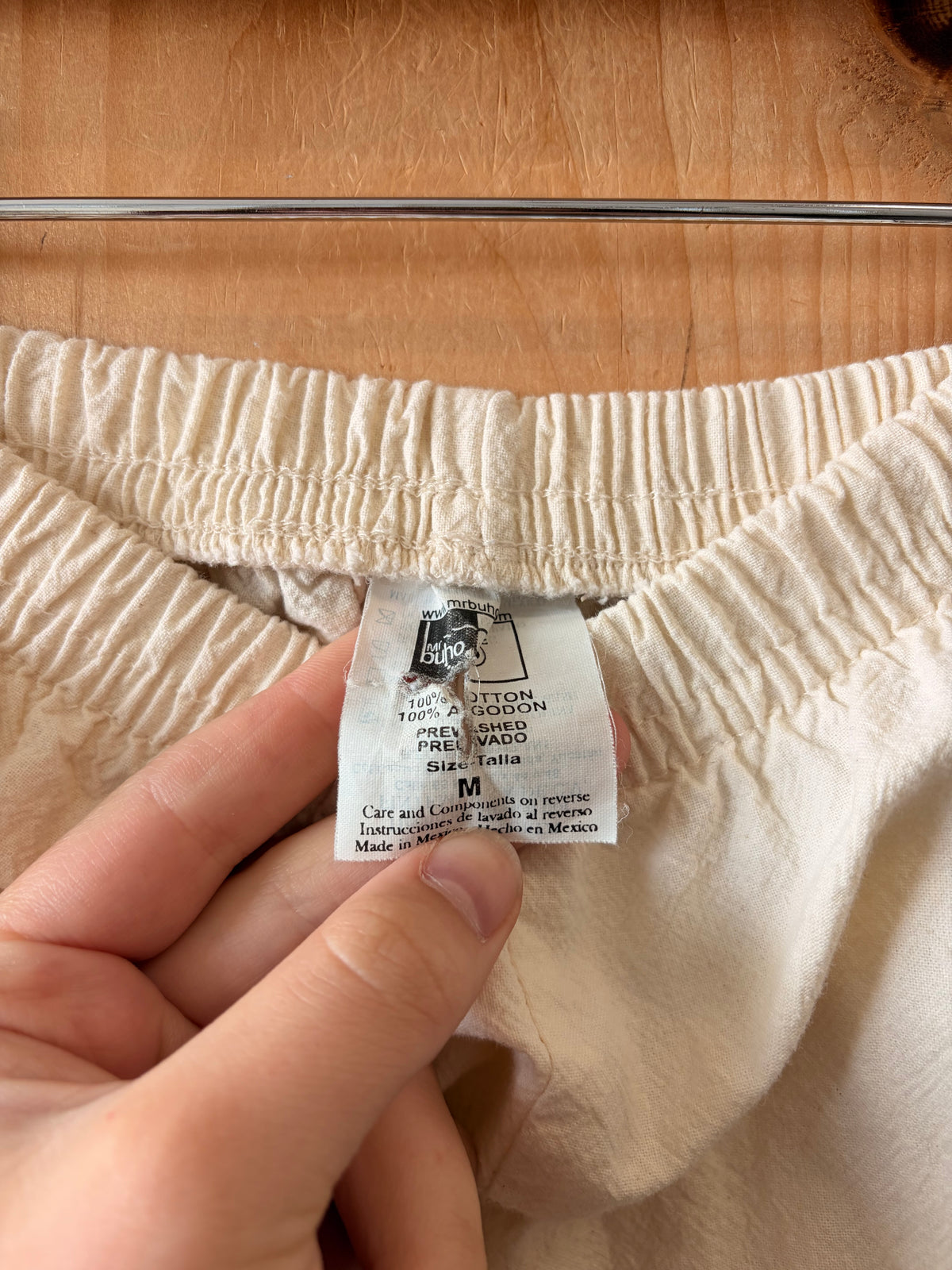 Vtg Embroidered Cream Shorts : XS/S