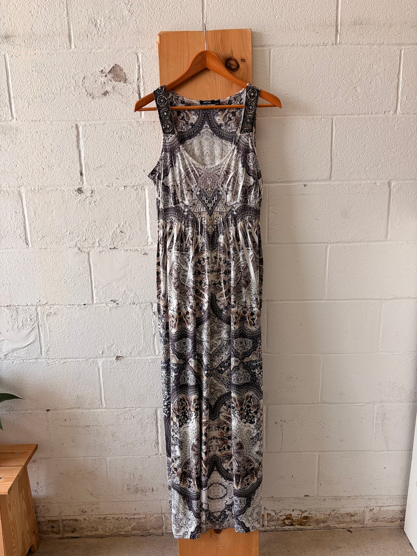 Black & White Paisley Patterned Maxi Dress : L