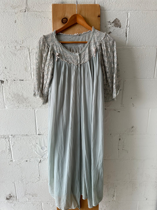 Vtg Lace Detail Robe : M/L