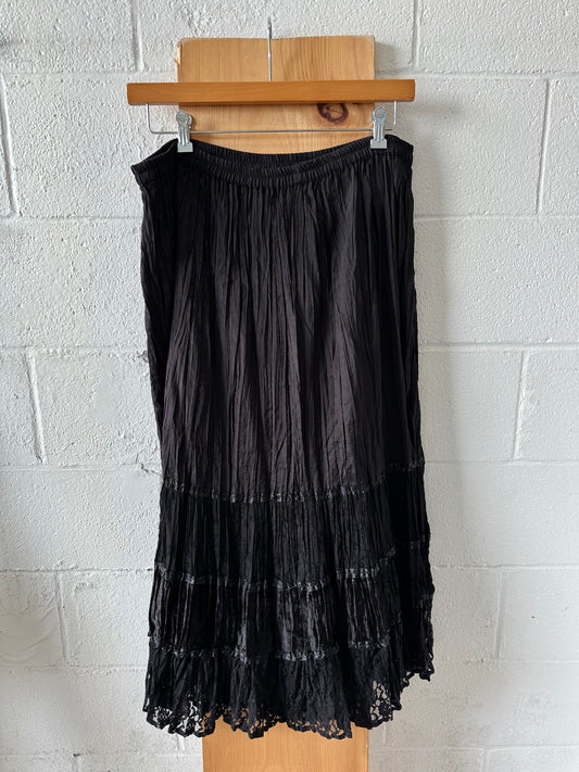 Vtg Black Tiered Skirt : 40” W
