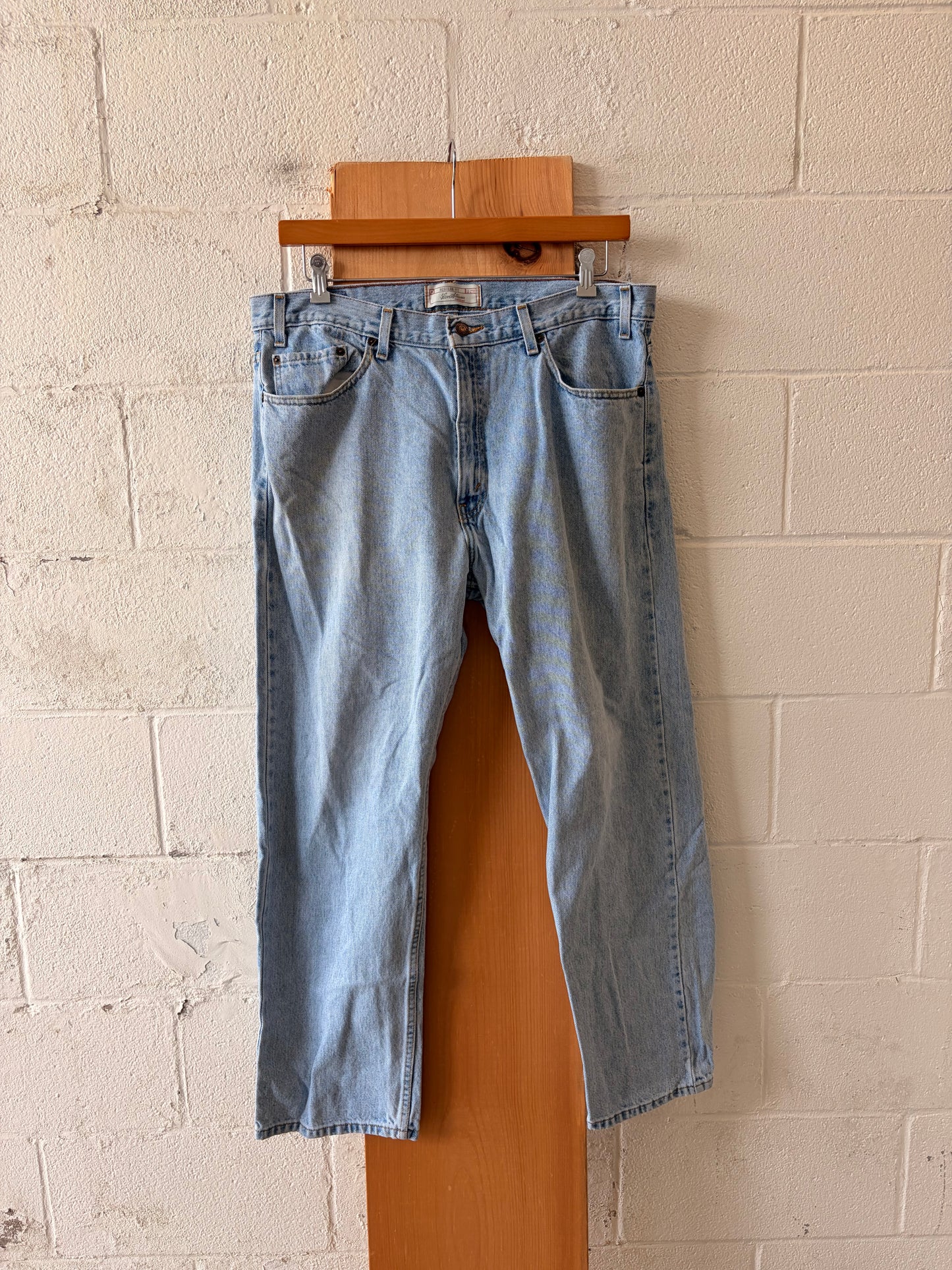 Y2K Light Wash Levi’s : 38x30