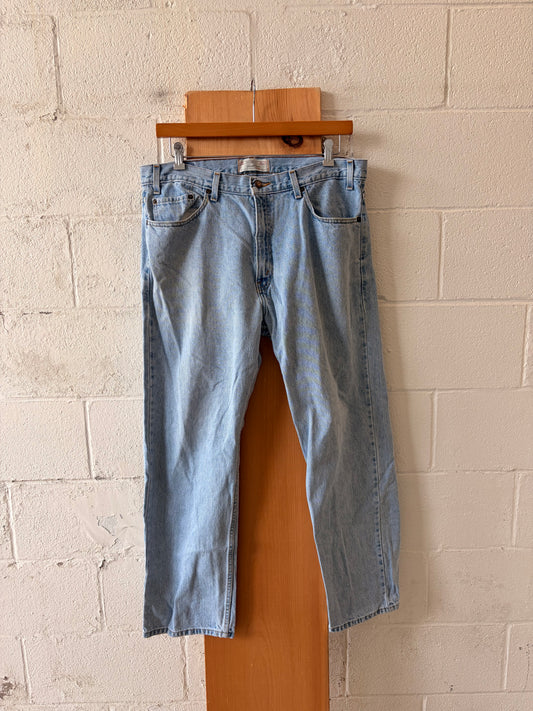Y2K Light Wash Levi’s : 38x30