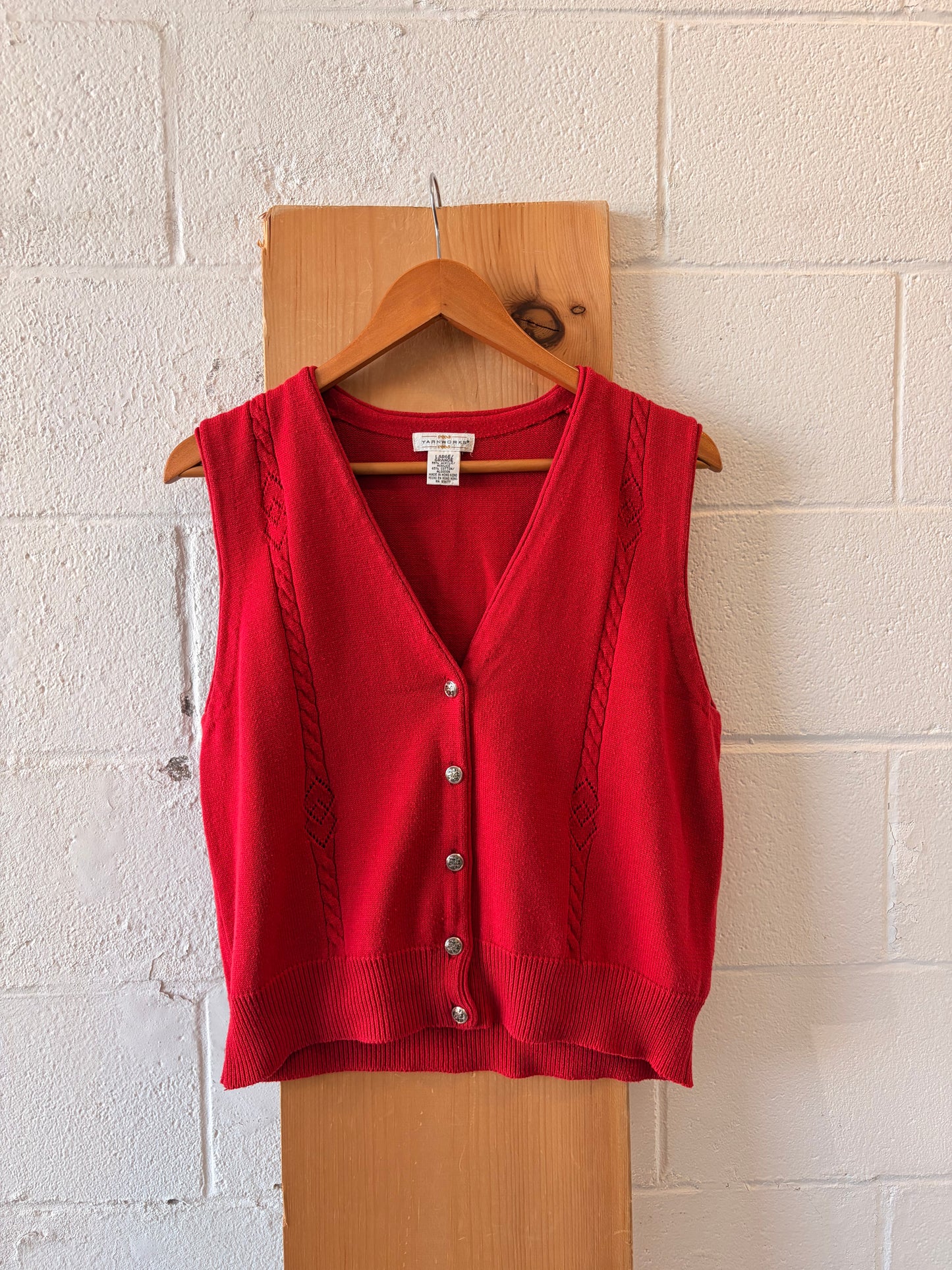 Vtg Red Sweater Vest : L