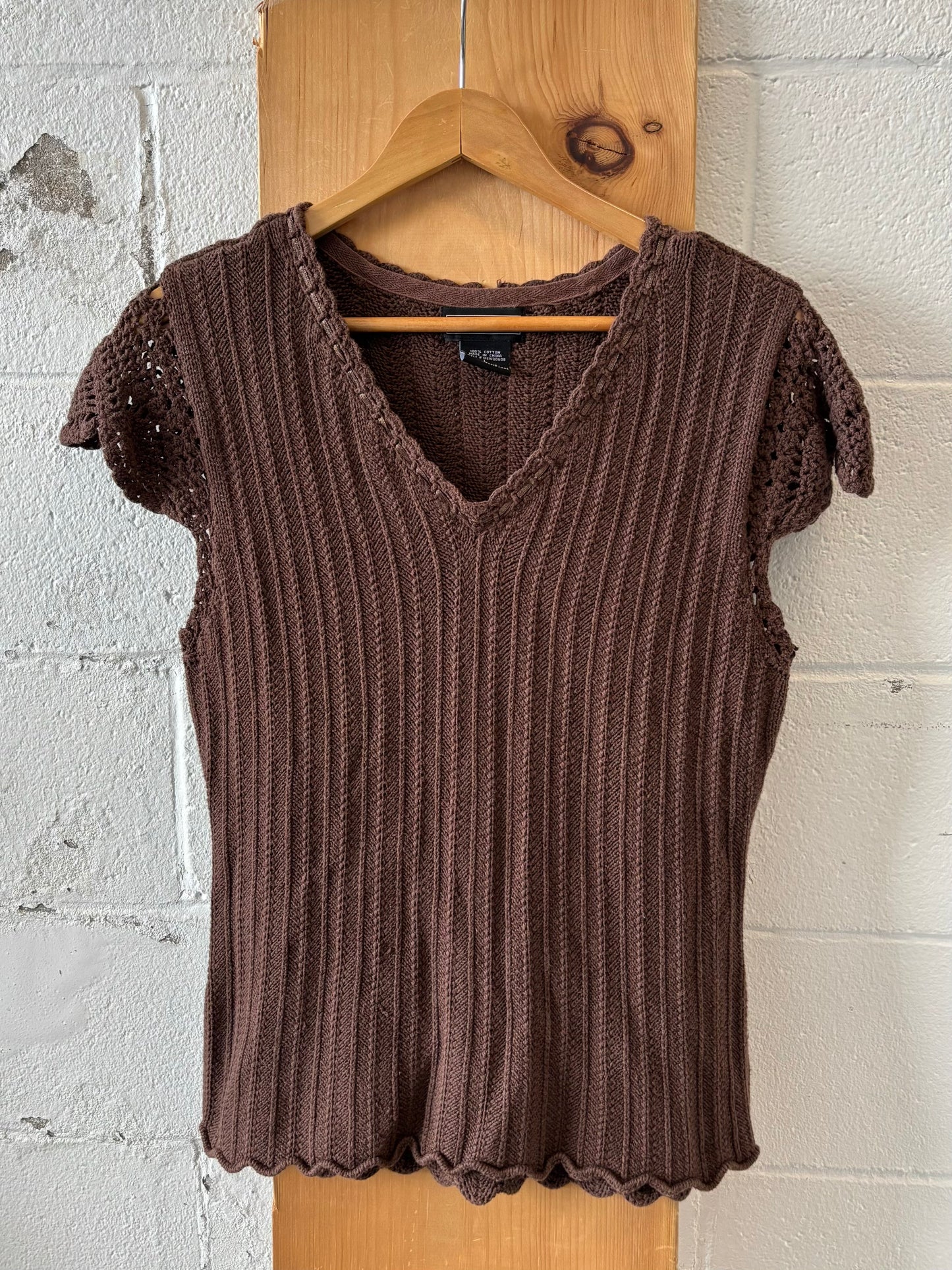 Brown V-Neck Ribbed Top : L
