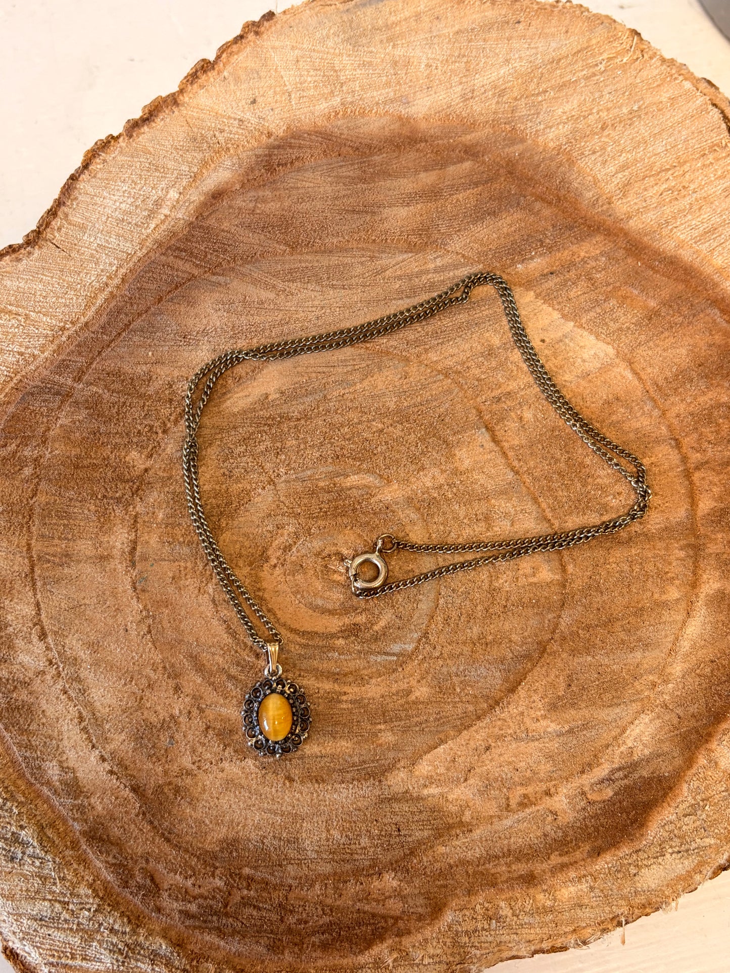 12KGP Ornate Amber Stone Pendant Necklace