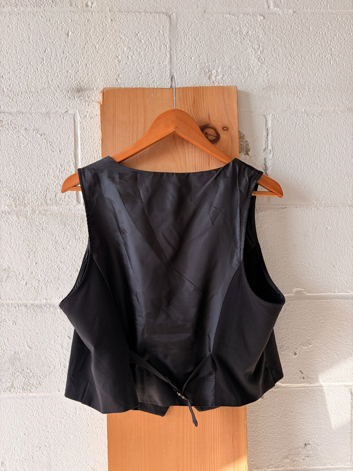 Classic Black Vest : XL