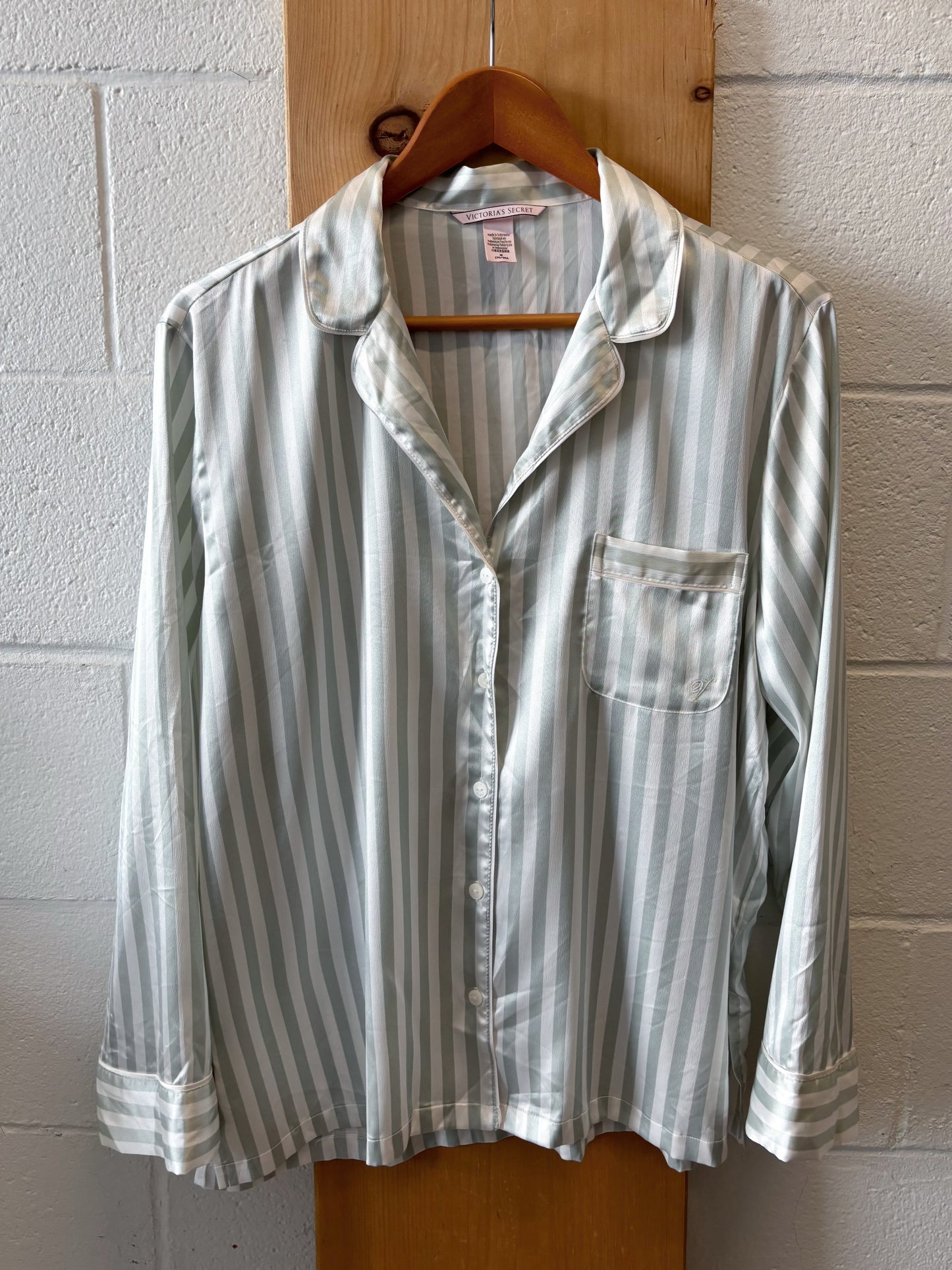 Victoria’s Secret Striped PJs : M