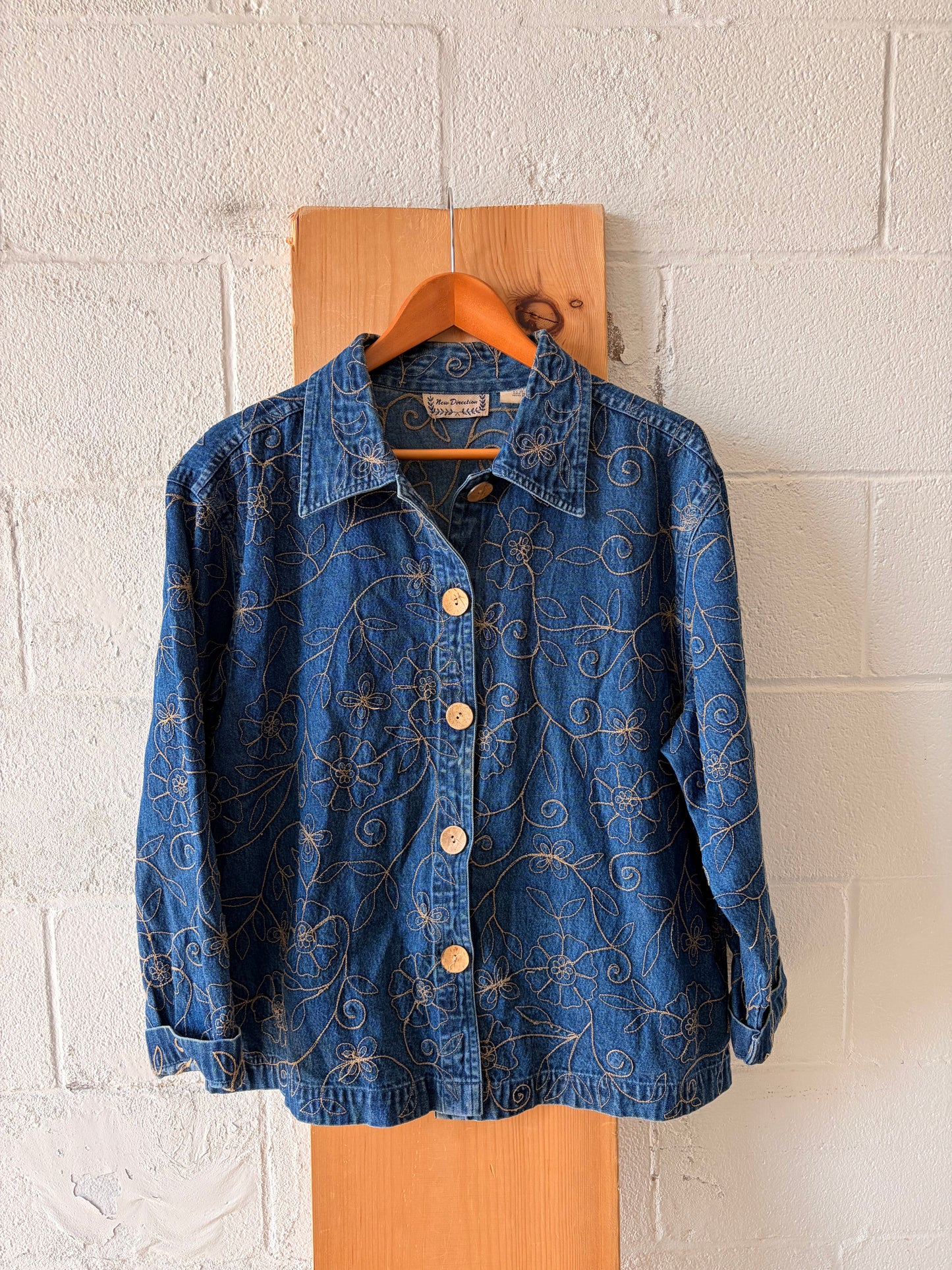 Floral Embroidered Denim Jacket :  L