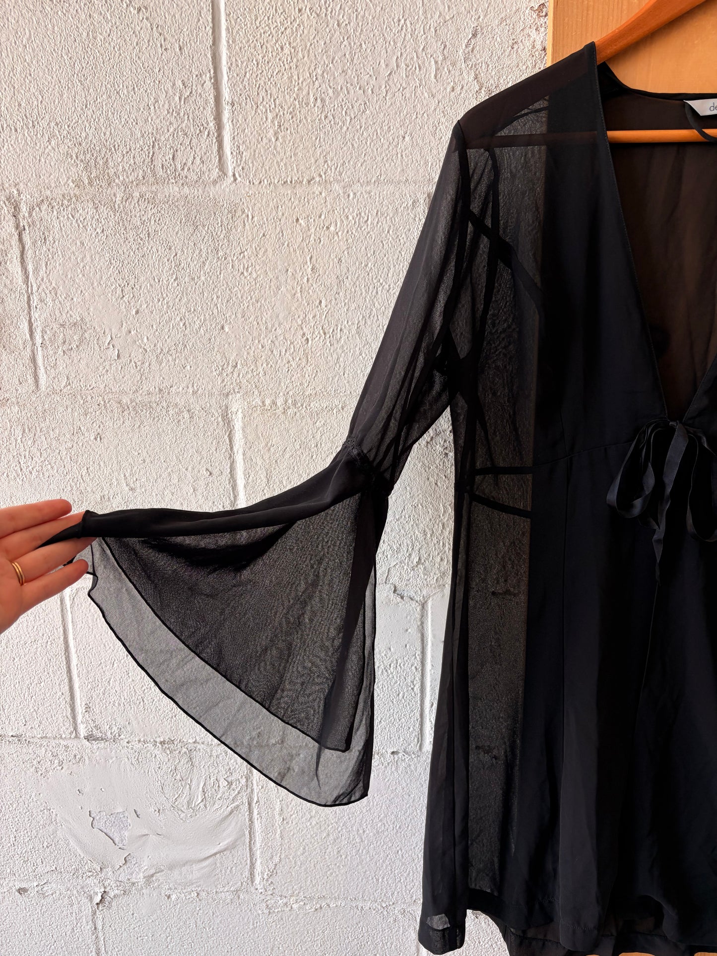 Semi Sheer Bell Sleeve Tie Top : S/M