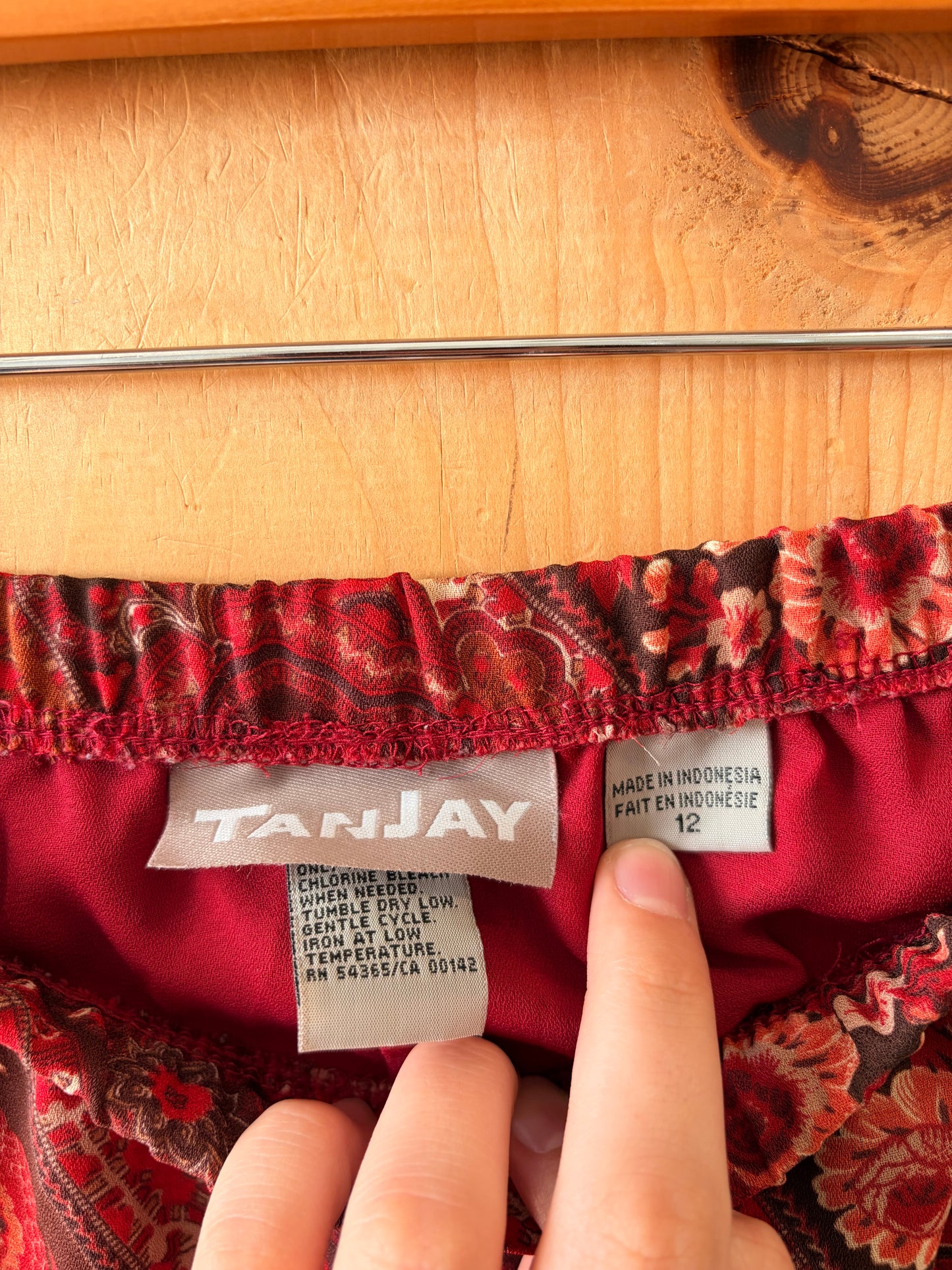 Patterned Red Skirt : 12