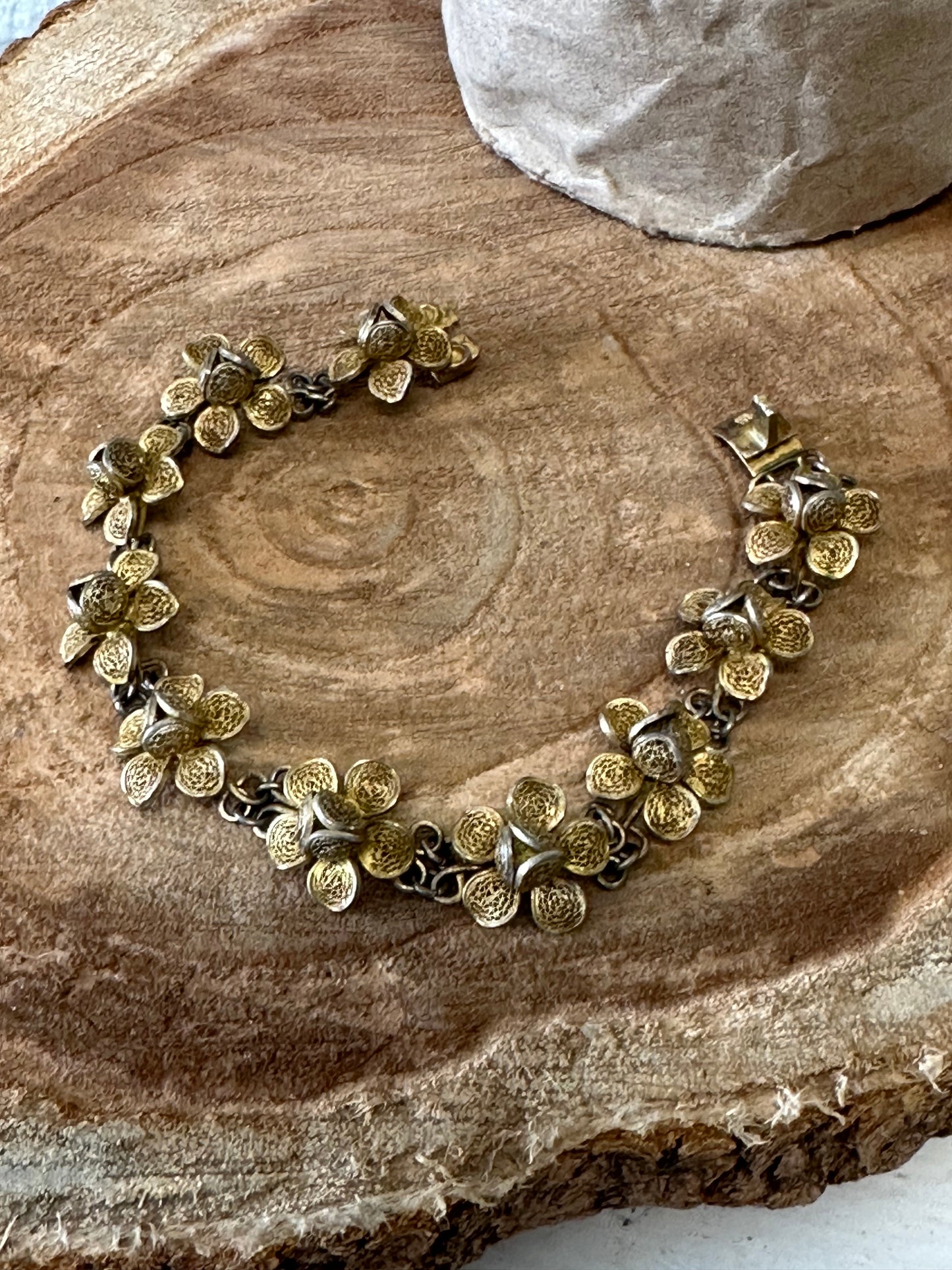 Vtg Filigree Flower Bracelet