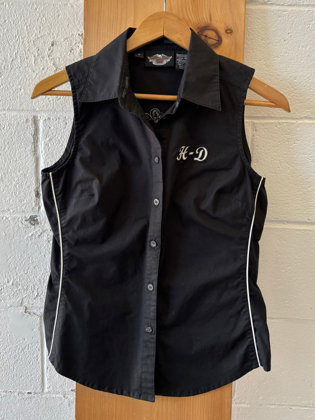 Sleeveless Black Harley Button Up Top : S