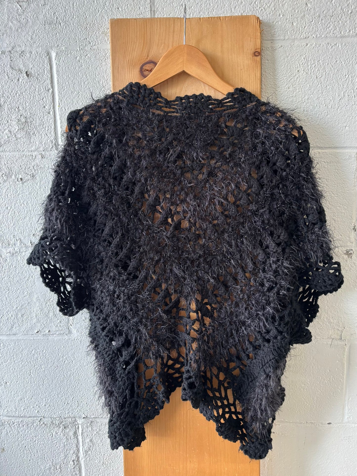 Black Fuzzy Crochet Shrug : L