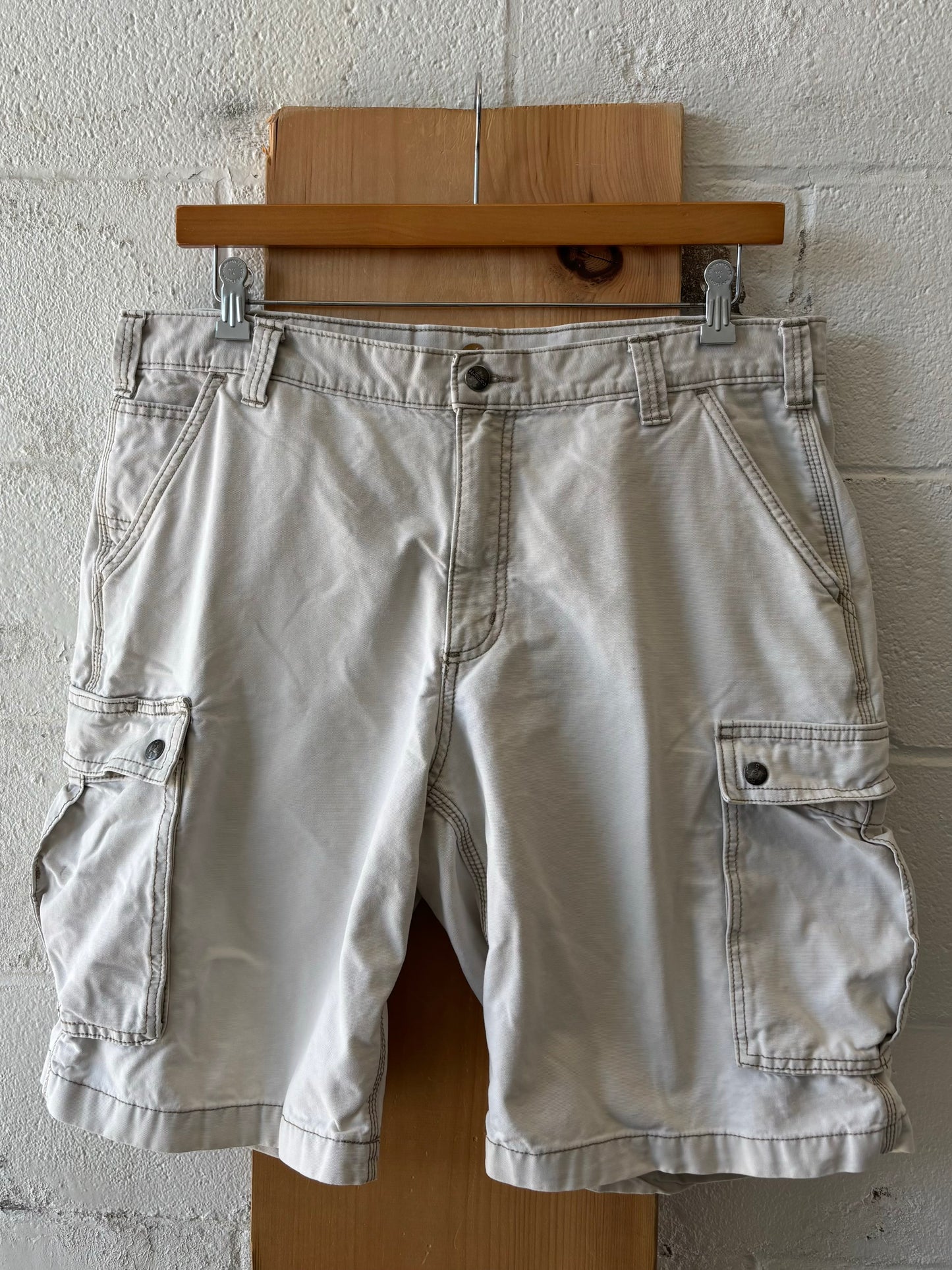 Carhartt Cargo Shorts : 38