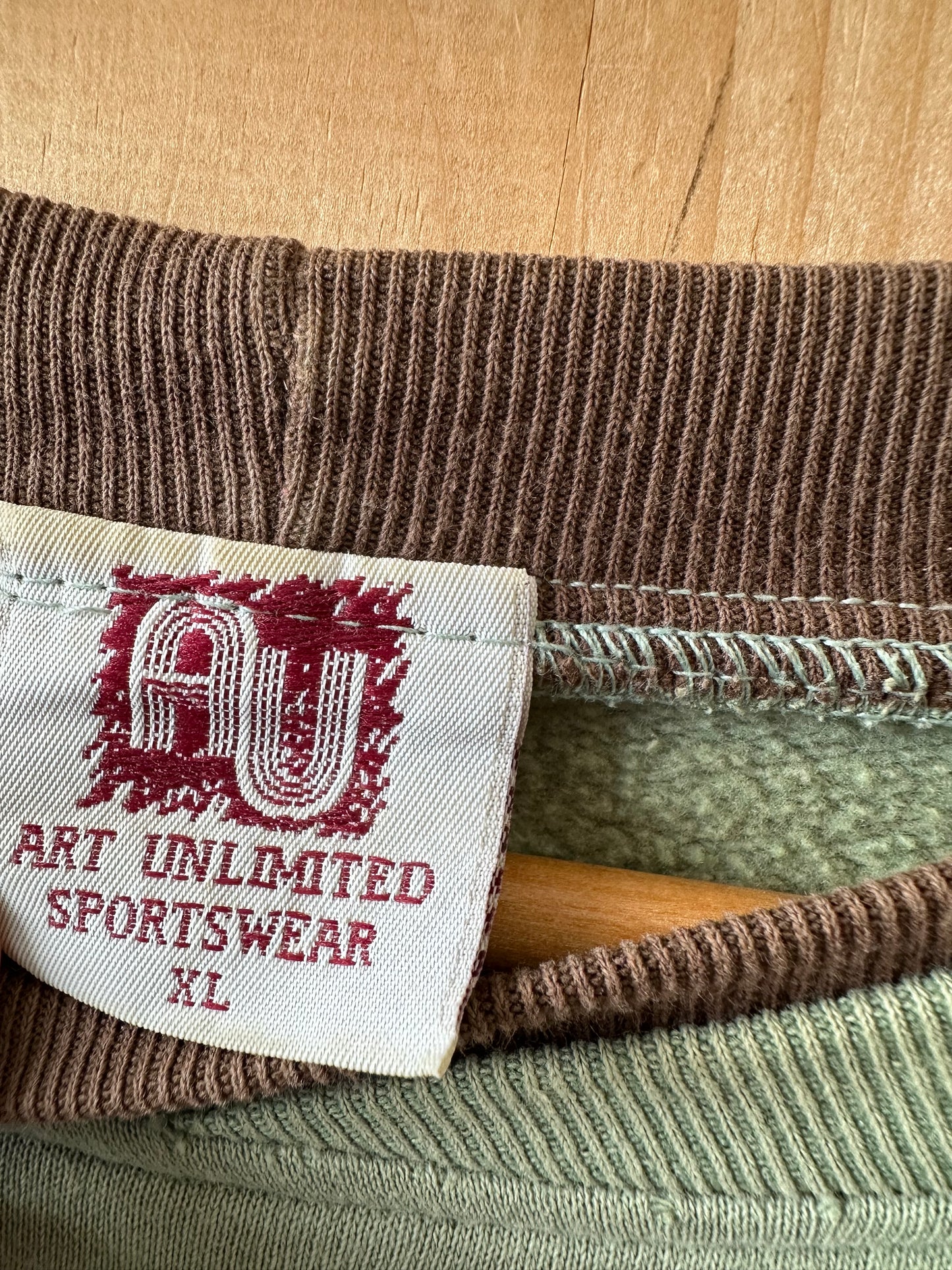 Vtg Art Unlimited Cabin Crew : XL