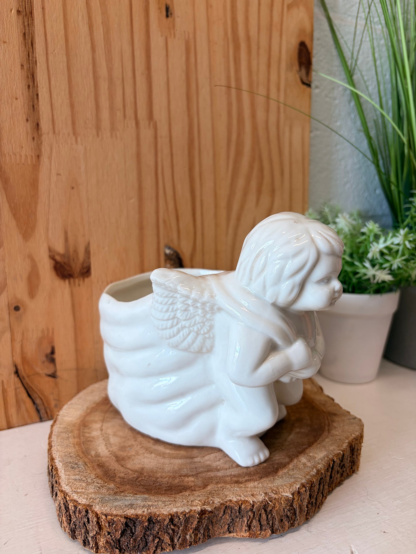 Little Angel Planter (Local Pick Up Only)