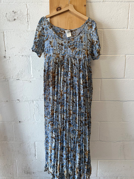 90s Blue Floral Crinkle Dress : M