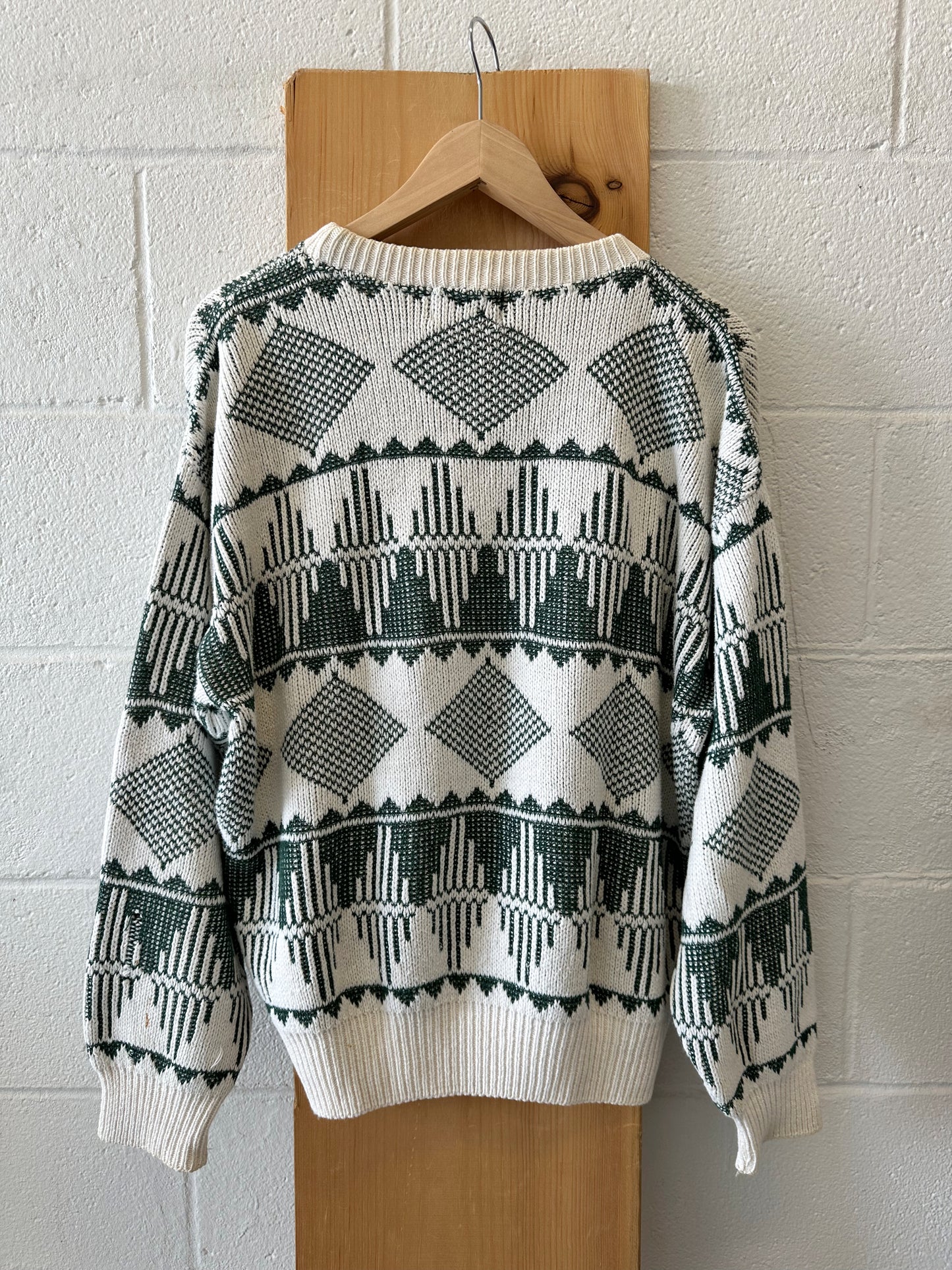 Vtg Green and White Sweater : XL