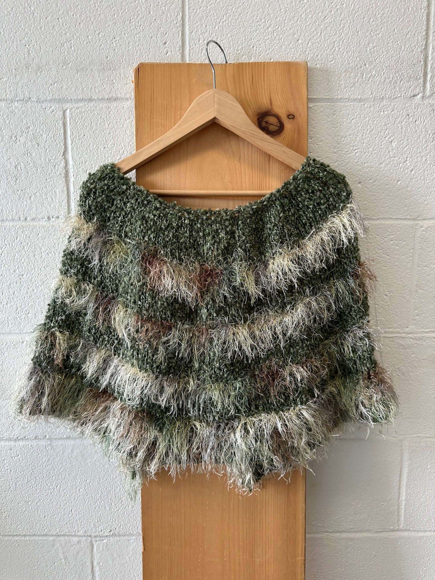 Soft Woodland Shawl : OS