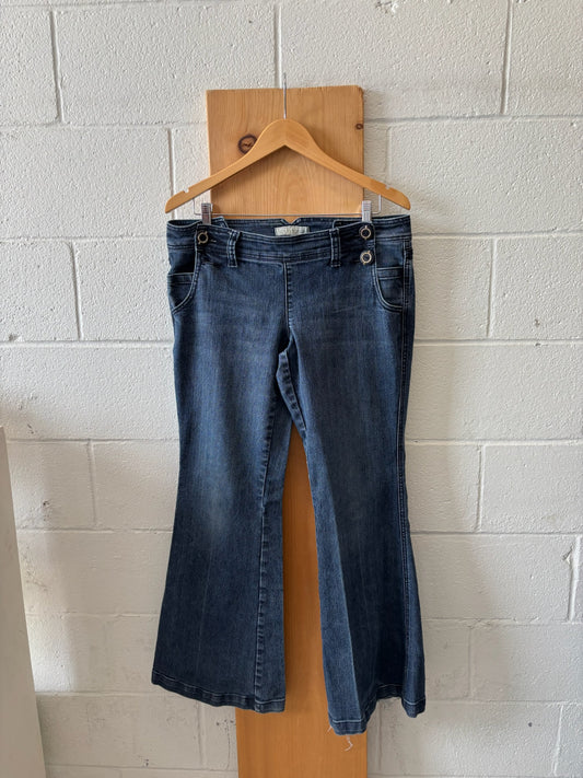 Low Rise Flares : 31