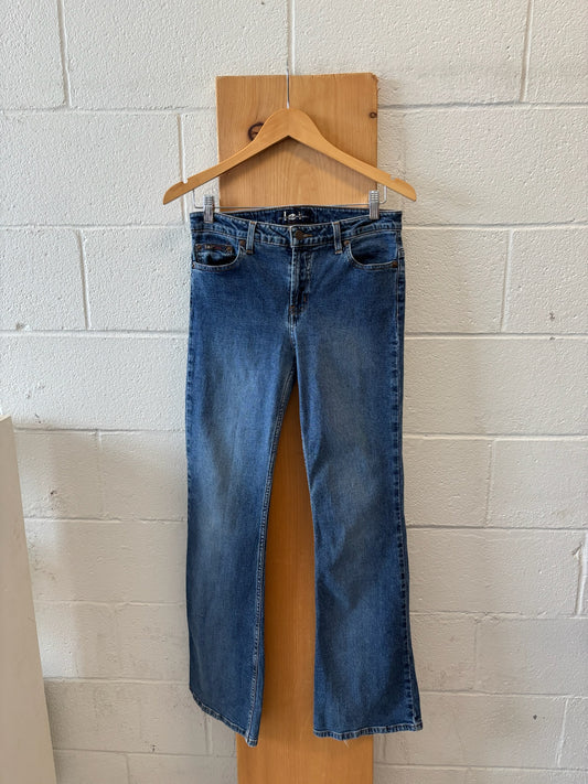 l.e.i. Flares : 9