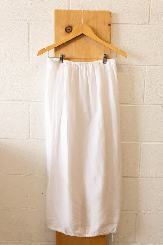 White Slip Skirt : M