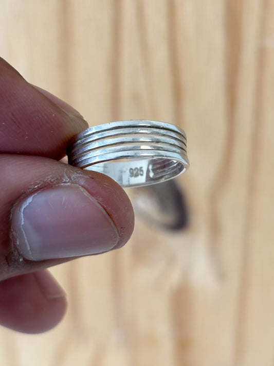 Silver Bands Ring : 6