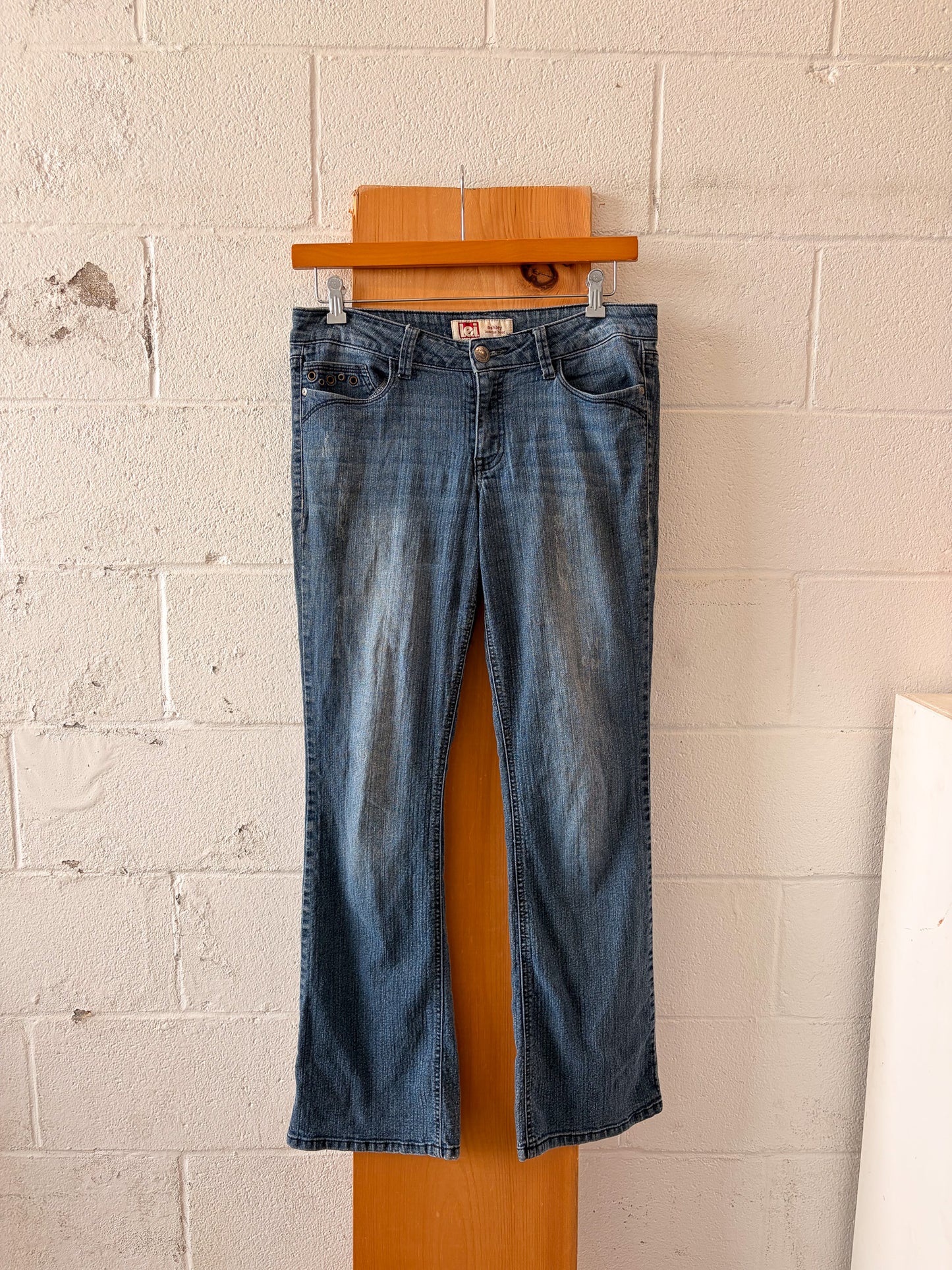 Grommet Embellished Lei Jeans : Juniors 13R