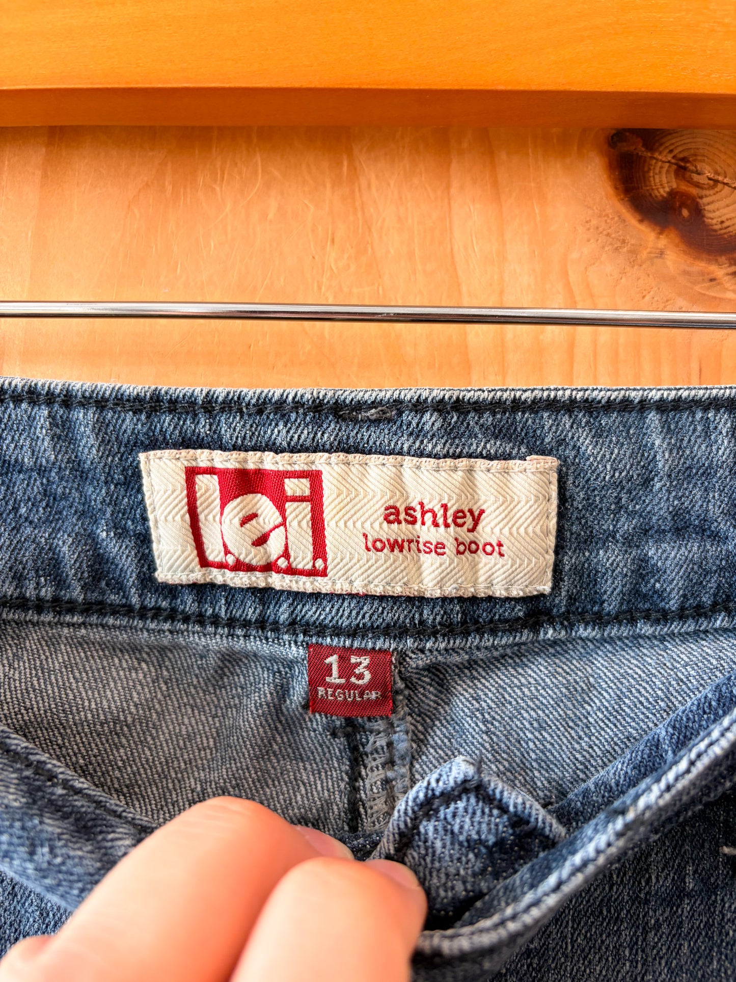 Grommet Embellished Lei Jeans : Juniors 13R