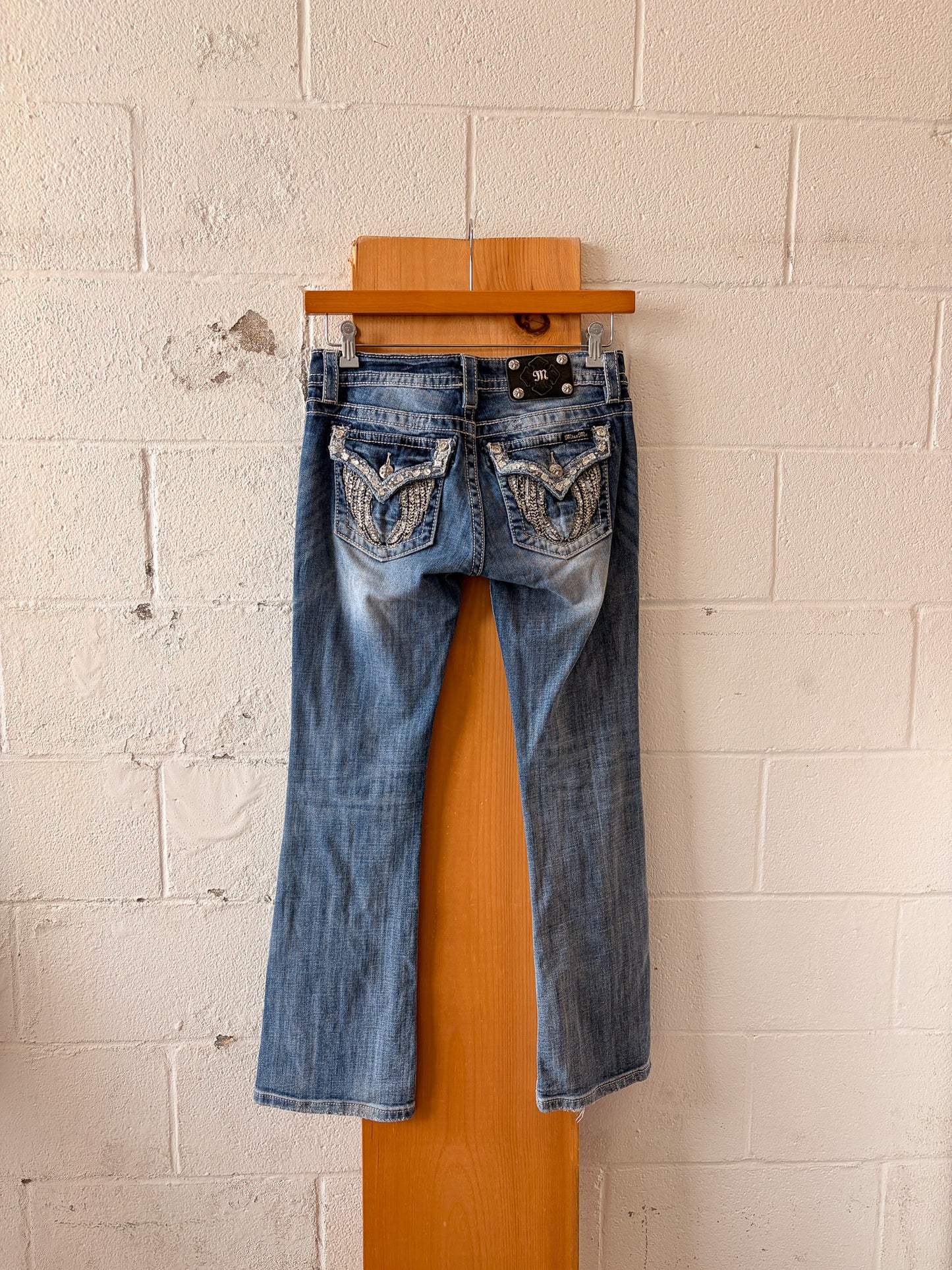 Miss Me Bootcut Jeans : 28