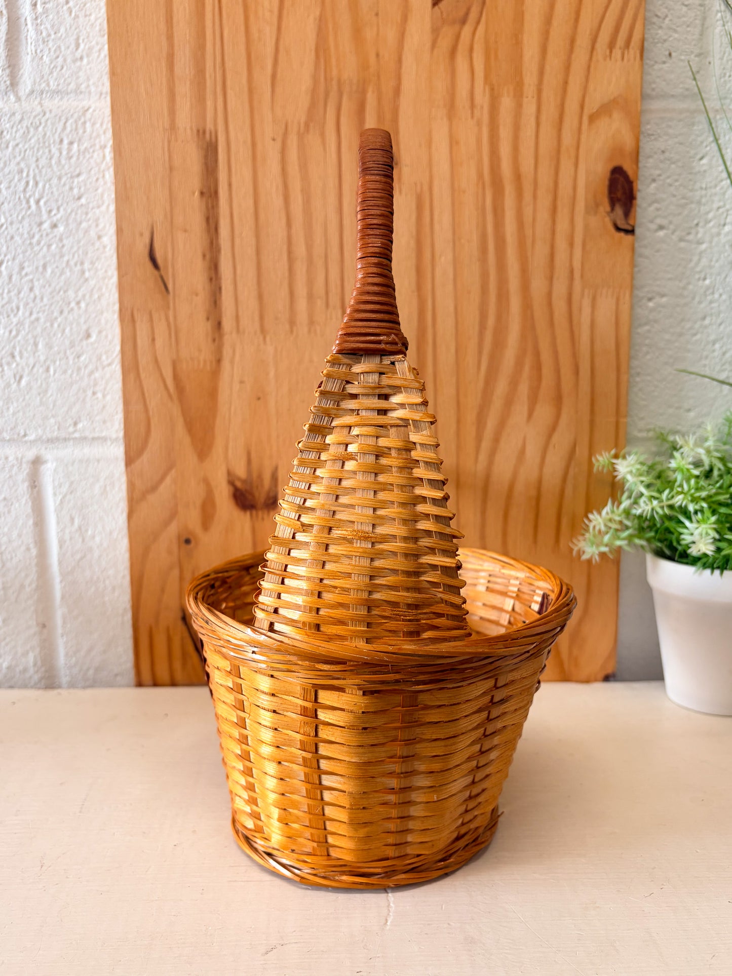Rooster Wicker Basket (Local Pick Up Only)