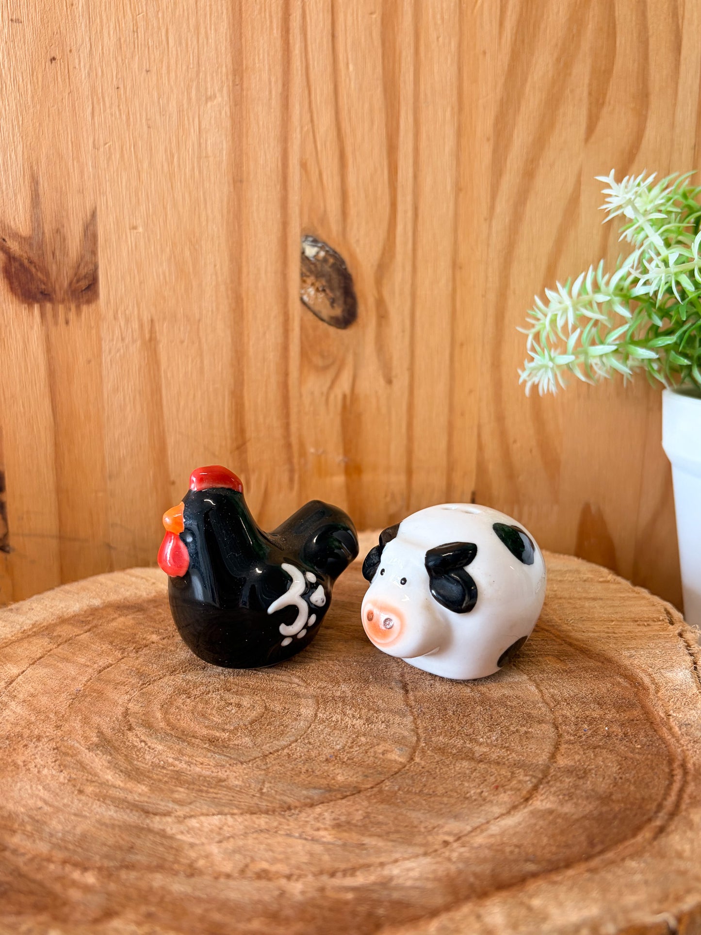 Chicken & Cow Salt and Pepper Shakers